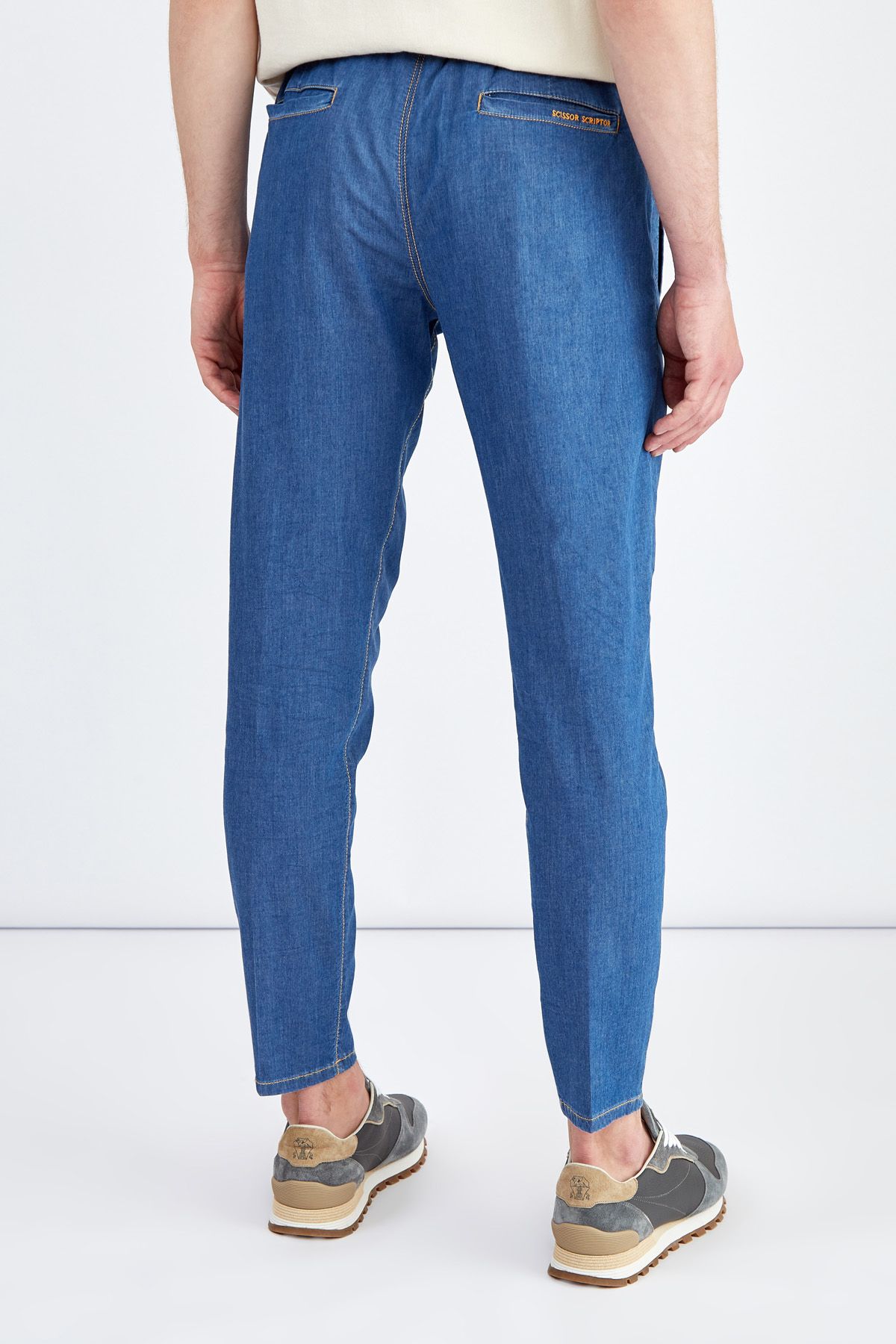 Зауженные джинсы в стиле casual с защипами и эластичным поясом SCISSOR SCRIPTOR, цвет синий, размер 50 - фото 4