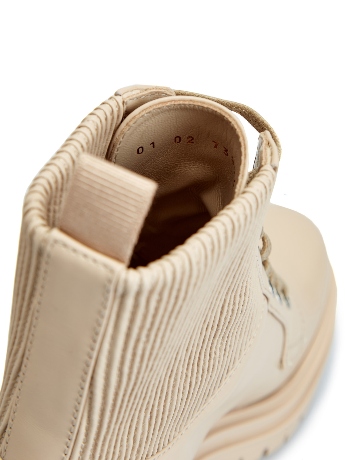 Ботинки Martis из матовой кожи с рифлеными вставками GIANVITO ROSSI, цвет бежевый, размер 37.5;38;38.5;41;36 - фото 6