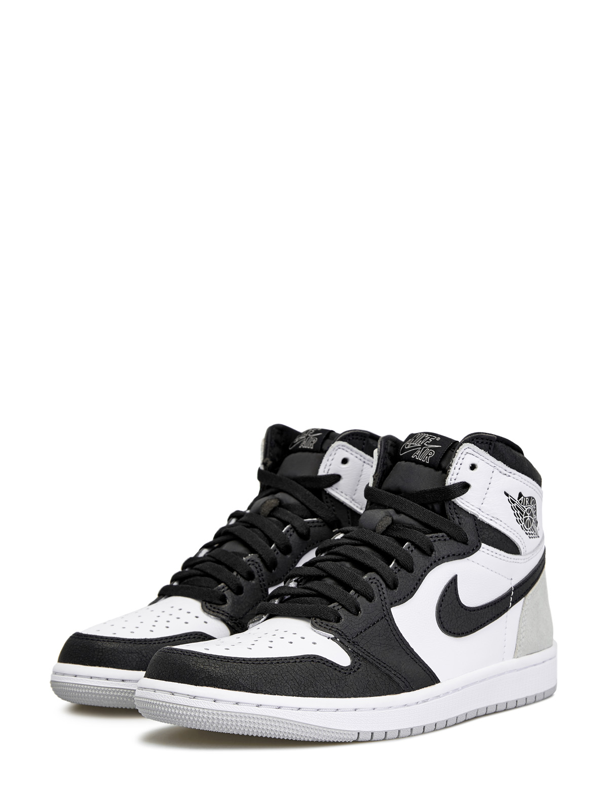 Кроссовки Jordan 1 Retro High OG 'Stage Haze' Jordan, цвет черный, размер 40;42.5;43;44;46;47.5 - фото 2
