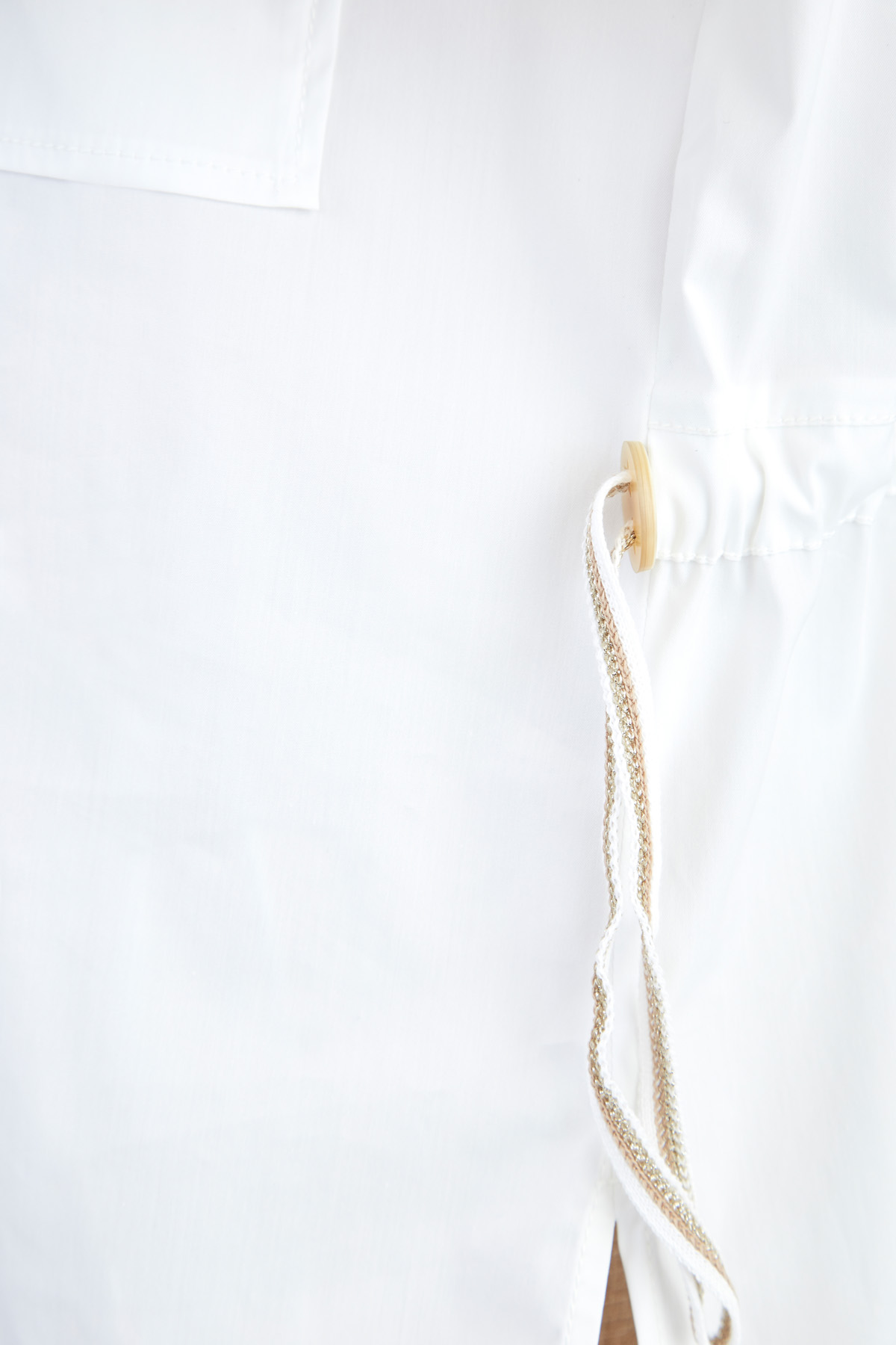 Удлиненная oversize-рубашка с асимметричными кромками LORENA ANTONIAZZI, цвет белый, размер 44 - фото 5