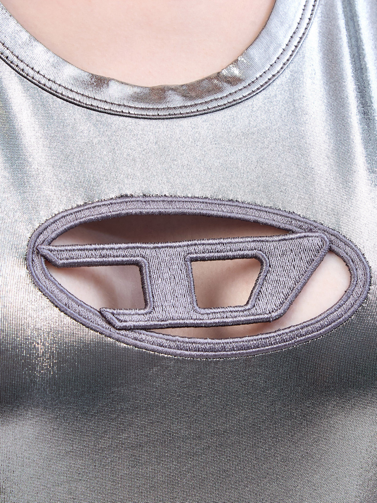 Топ T-Lynys из металлизированной ткани с лазерным логотипом Oval D DIESEL, цвет серый, размер S;M;L - фото 5