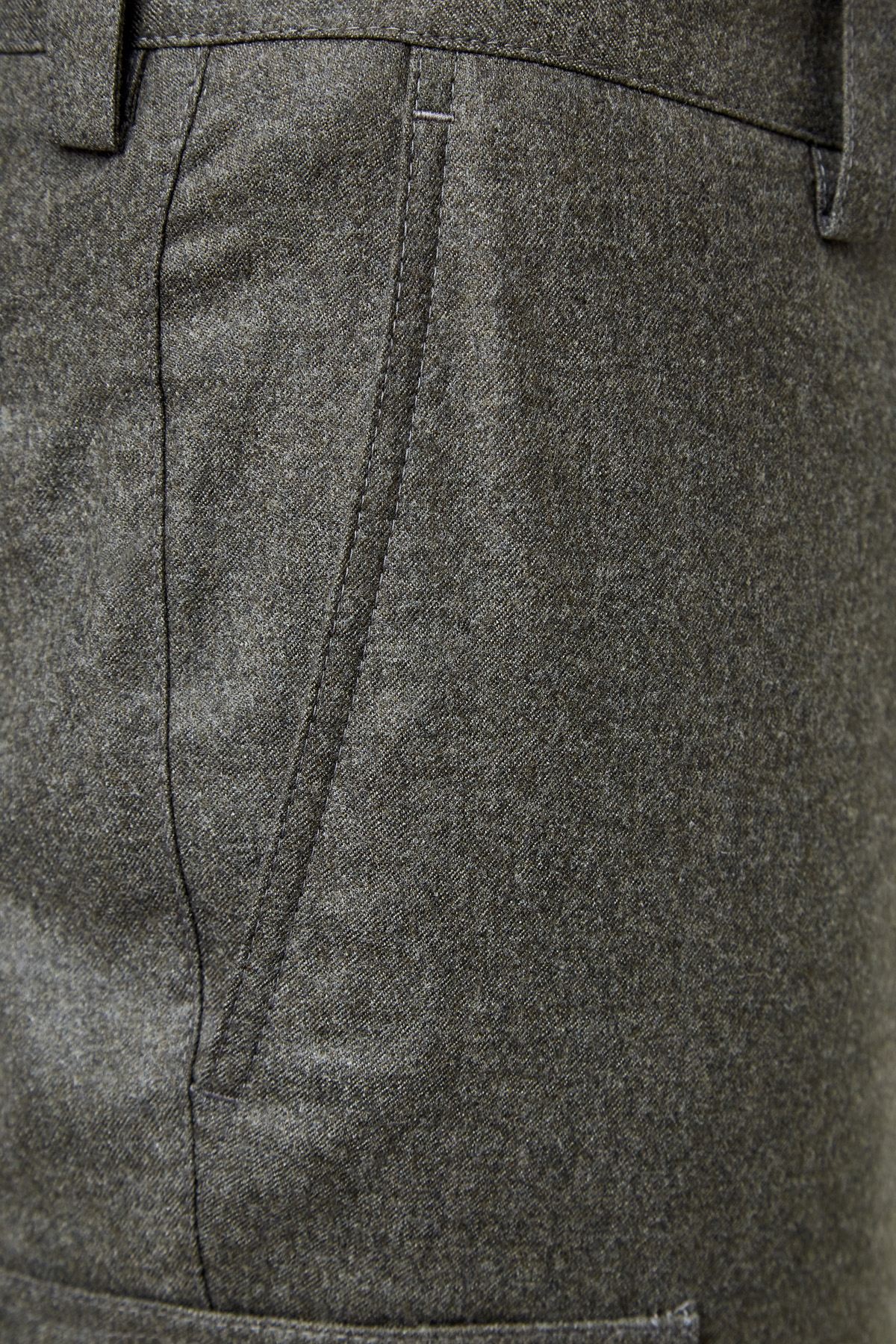 Брюки-карго из шерстяной фланели с пич-эффектом BRUNELLO CUCINELLI, цвет серый, размер 50 - фото 6