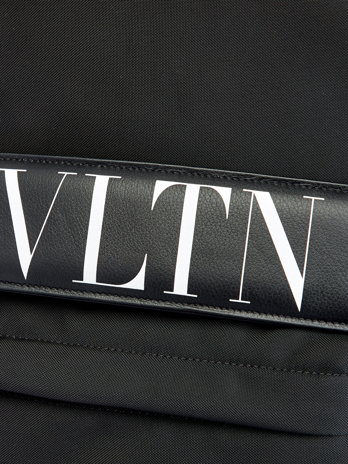 Рюкзак VLTN с плечевым ремнем из телячьей кожи наппа VALENTINO, цвет черный, размер 50;52;54;56;48 - фото 7