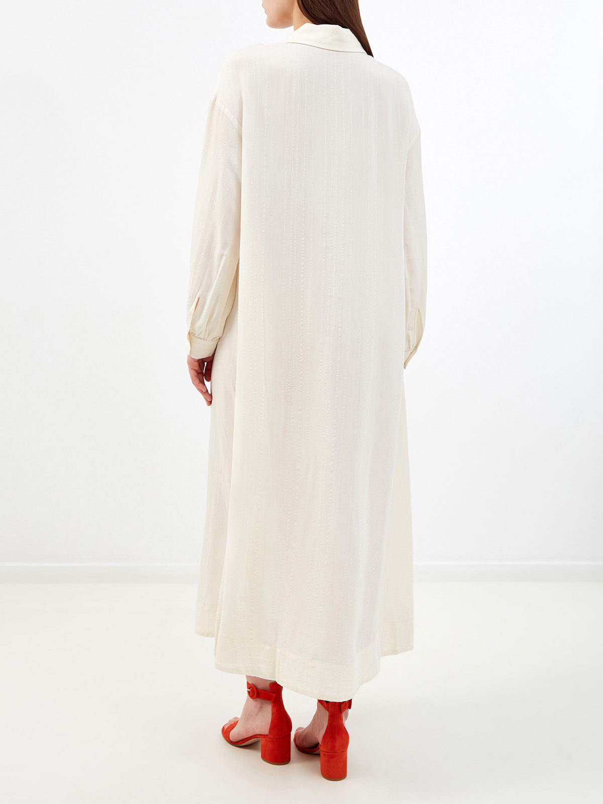 Кремовое платье-рубашка с отложным воротником и прострочкой RE VERA, цвет белый, размер M;XL;S - фото 4