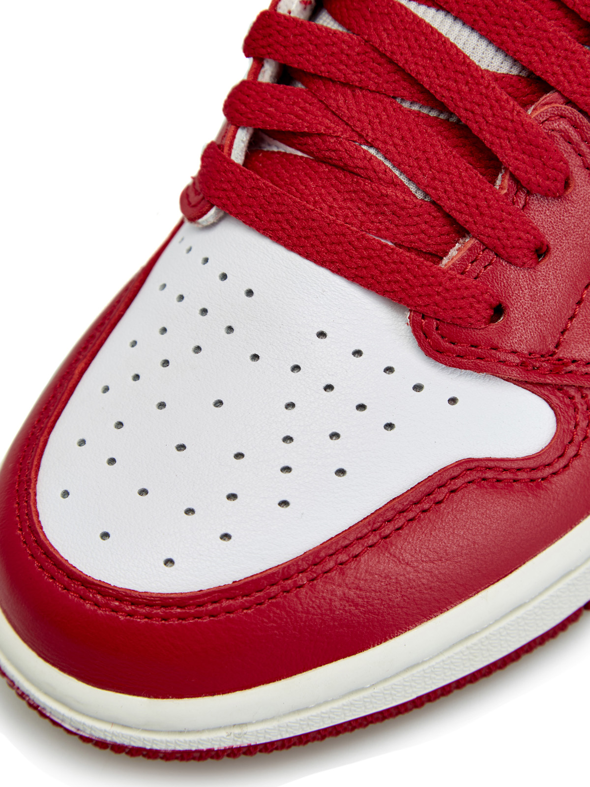 Кроссовки Jordan 1 High OG 'Newstalgia Chenille' (W) Jordan, цвет красный, размер 38.5 Кроссовки Jordan 1 High OG 'Newstalgia Chenille' (W) - фото 4