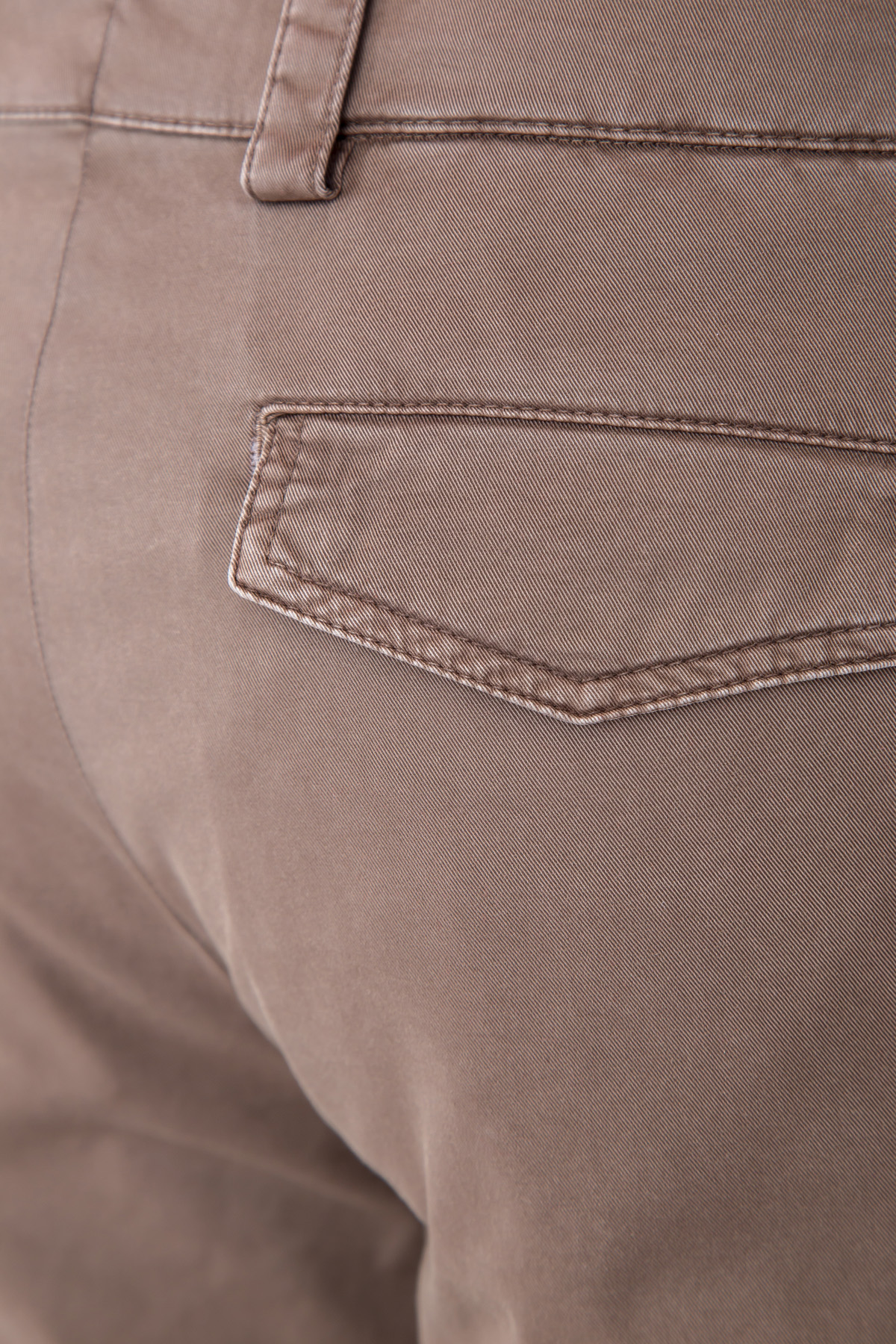 Брюки-карго комфортного кроя leisure с накладными карманы BRUNELLO CUCINELLI, цвет коричневый, размер 54 - фото 7