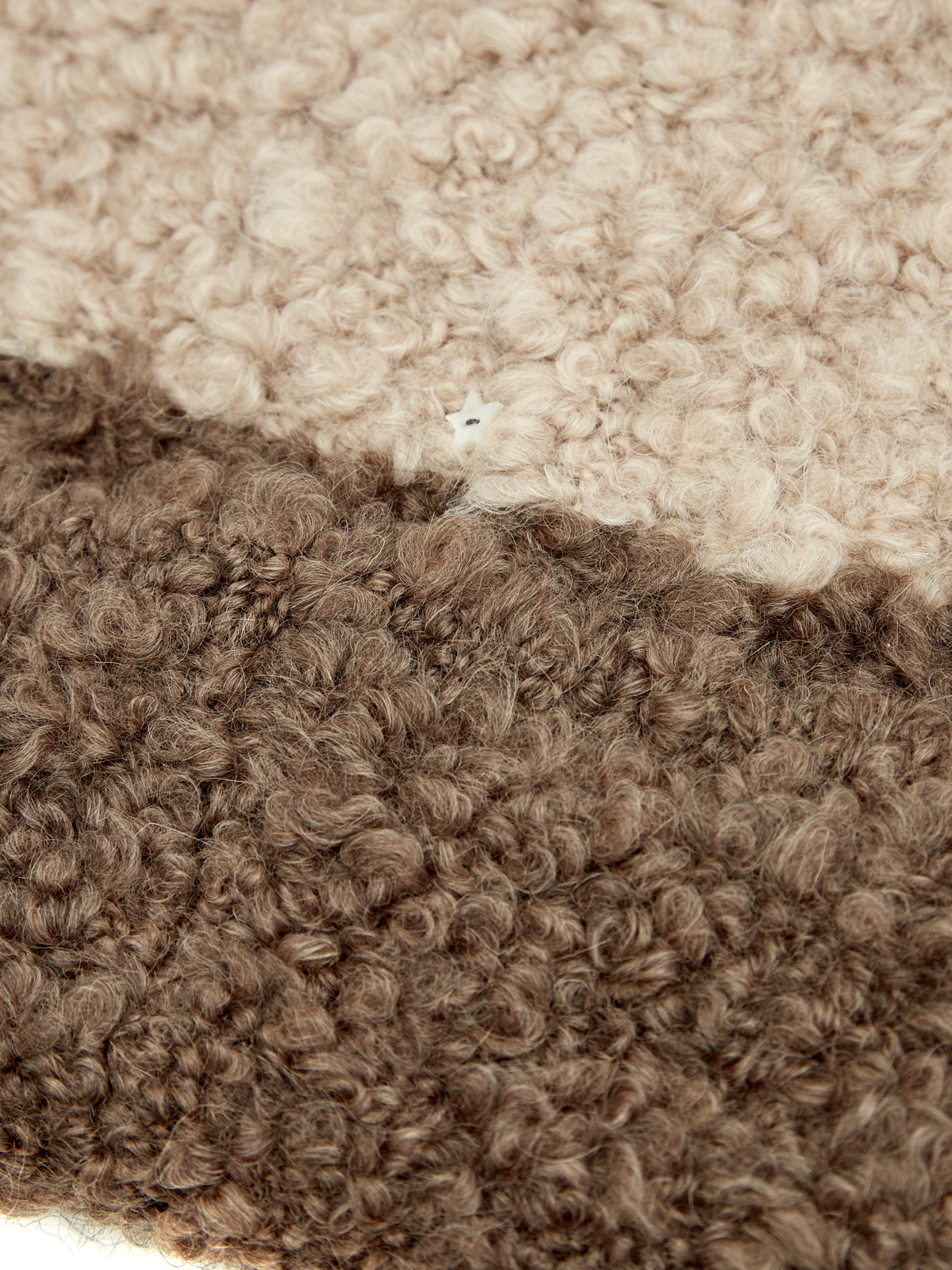 Теплая шапка из фактурной верблюжьей шерсти и альпаки LORENA ANTONIAZZI, цвет коричневый, размер M;L - фото 3