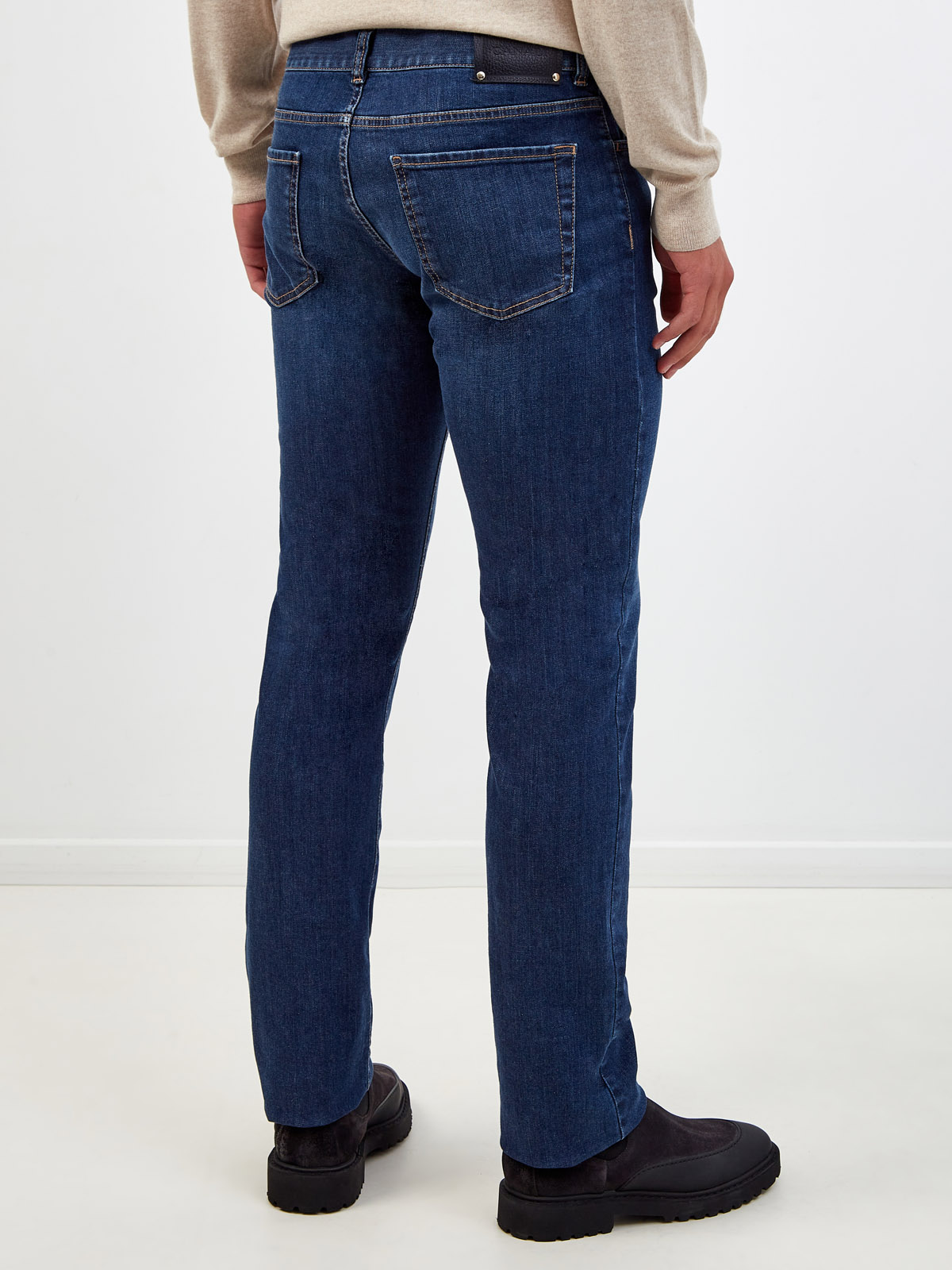 Окрашенные вручную джинсы с нашивкой из зернистой кожи CANALI, цвет синий, размер 48;50;52;54;56 - фото 4
