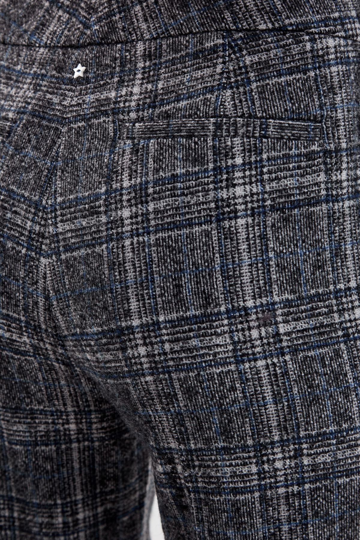Шерстяные брюки из твида с отворотами LORENA ANTONIAZZI, цвет серый, размер 38;40;42;44;46 - фото 6