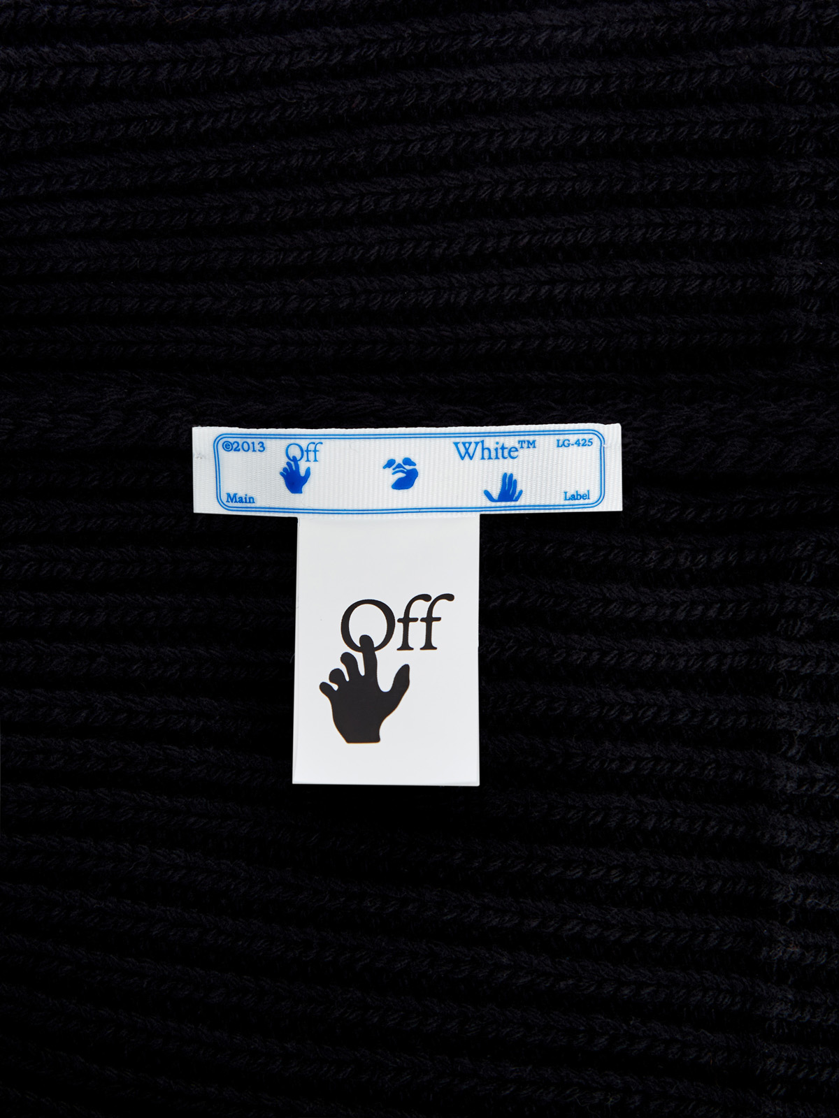 Шерстяная шапка с контрастным макро-логотипом на отвороте OFF-WHITE, цвет черный, размер 42;46;48 - фото 4