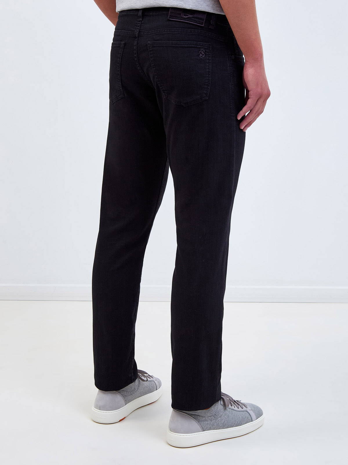 Джинсы Costantino из окрашенного вручную денима с вышивкой SCISSOR SCRIPTOR, цвет черный, размер 48;50;52;54;54;58;60 - фото 4