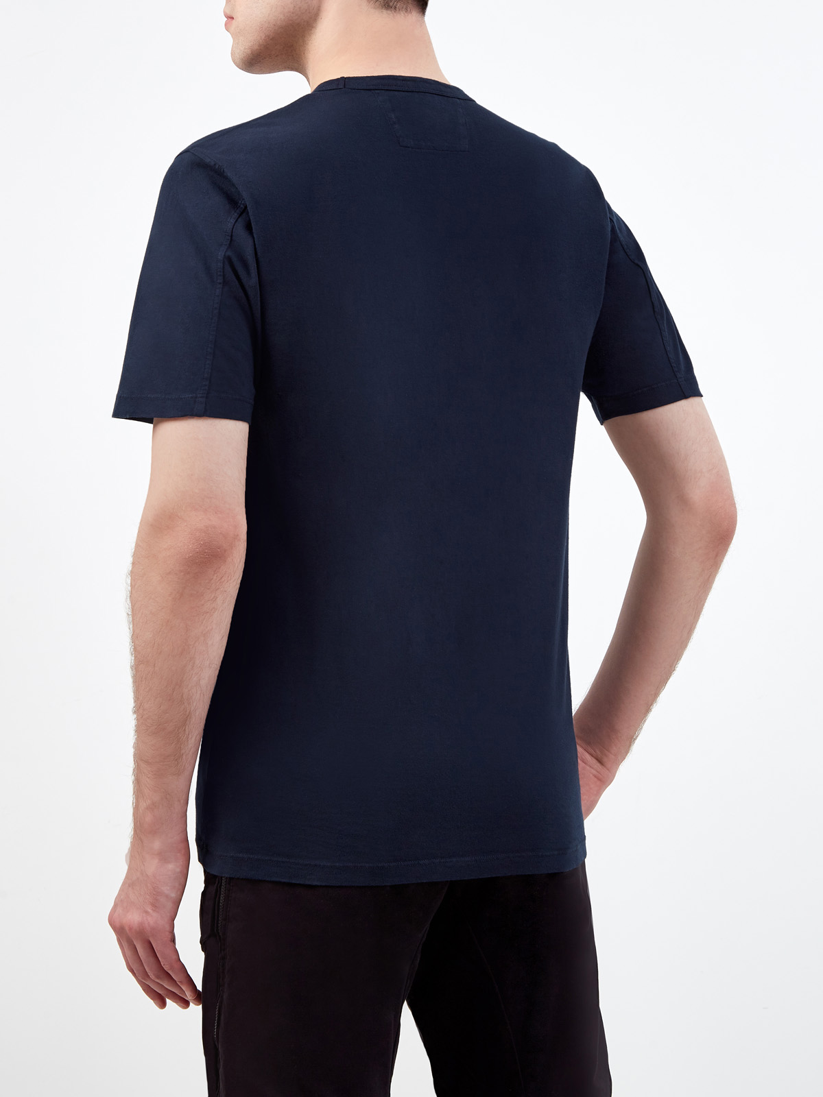 Минималистичная футболка из джерси с вышитым патчем C.P.COMPANY, цвет синий, размер 48;50;52;54;46 - фото 4