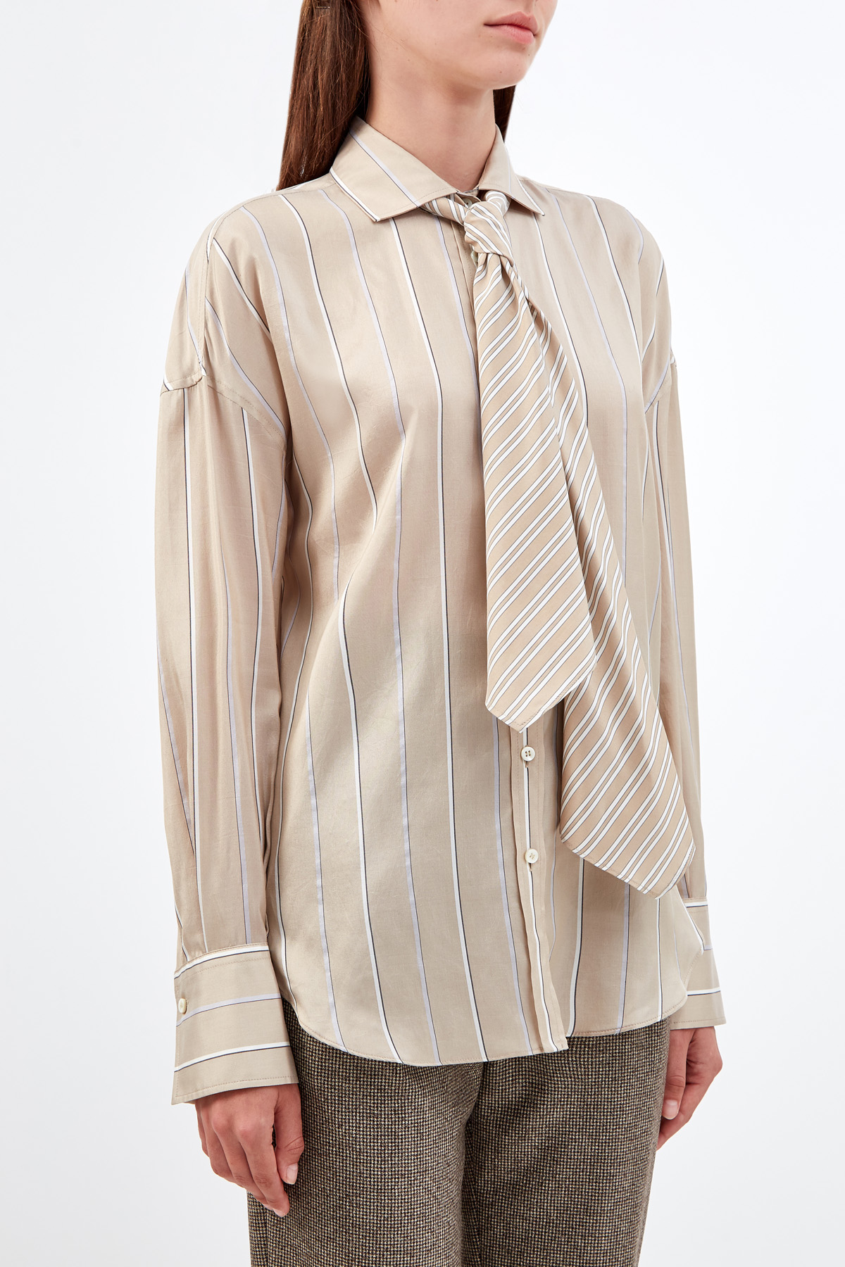 Шелковая блуза-oversize со съемной лентой на вороте BRUNELLO CUCINELLI, цвет бежевый, размер 40;42;44 - фото 3