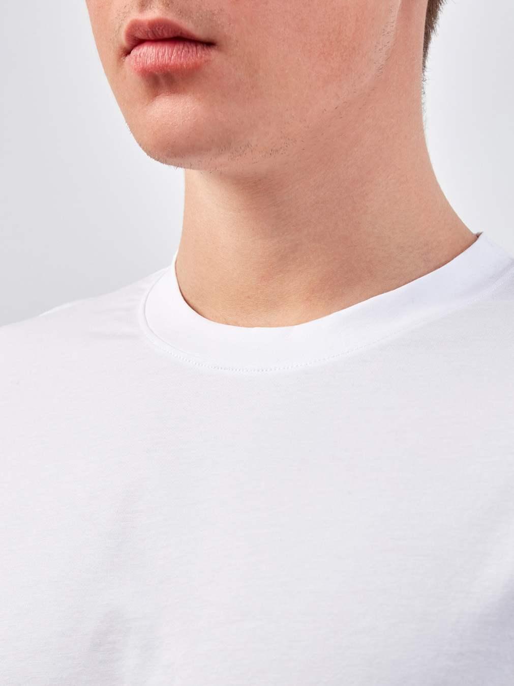 Классическая белая футболка из гладкого джерси CUDGI, цвет белый, размер XL;2XL;3XL;M - фото 5