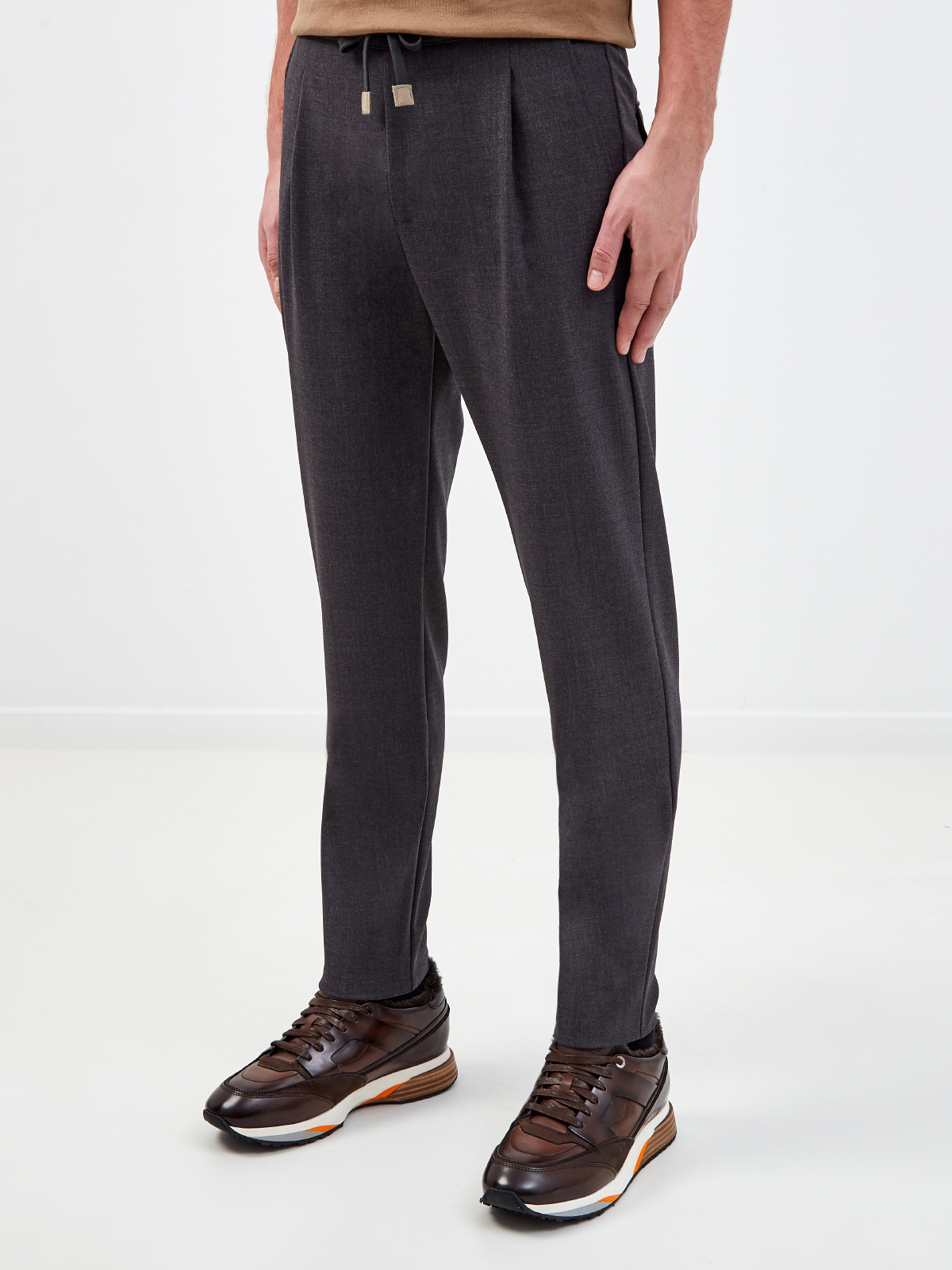 Шерстяные брюки с заложенными складками ELEVENTY, цвет серый, размер 44;48;50;52 - фото 3