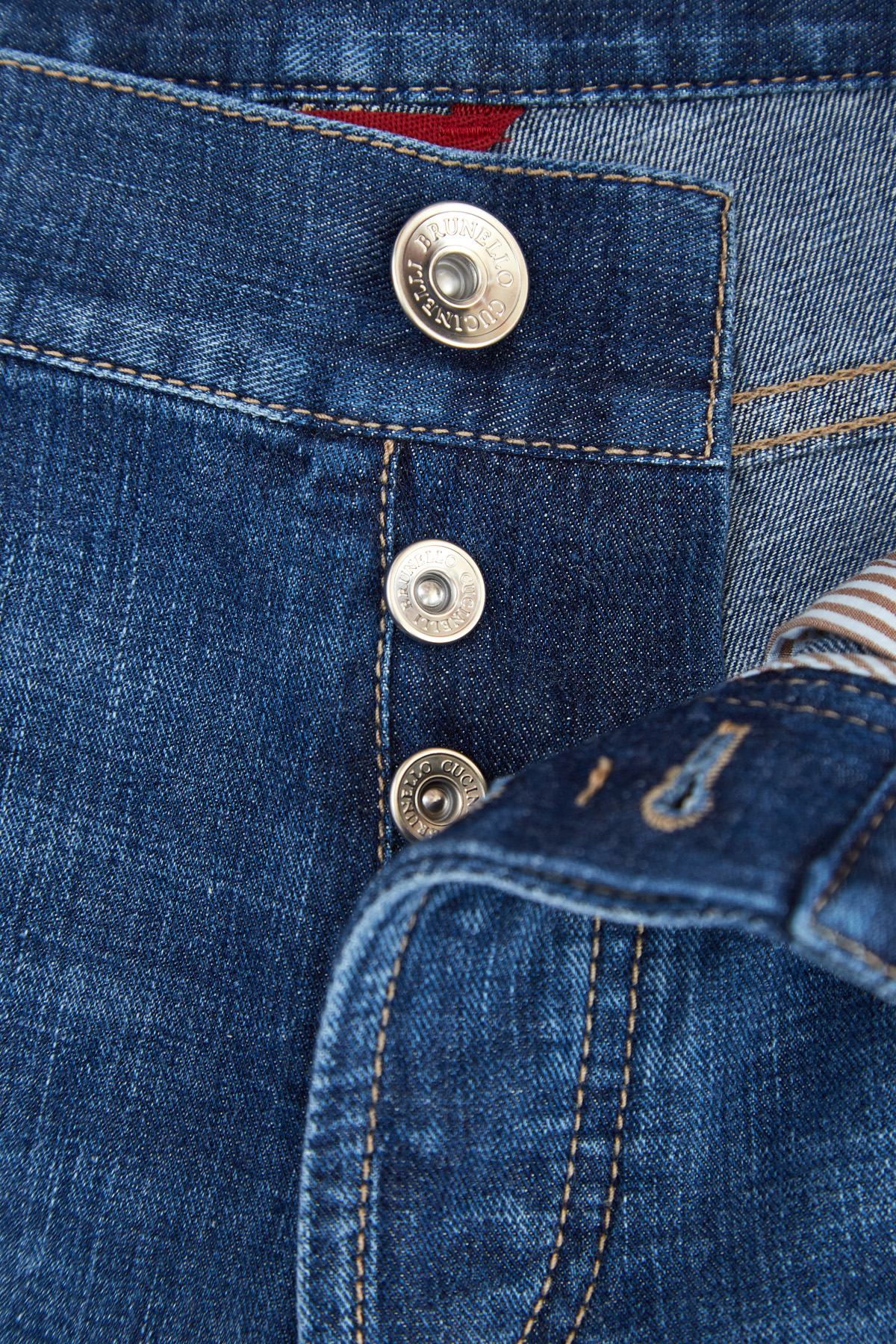Прямые джинсы из японского денима с выбеленным эффектом BRUNELLO CUCINELLI, цвет синий, размер 56 - фото 5