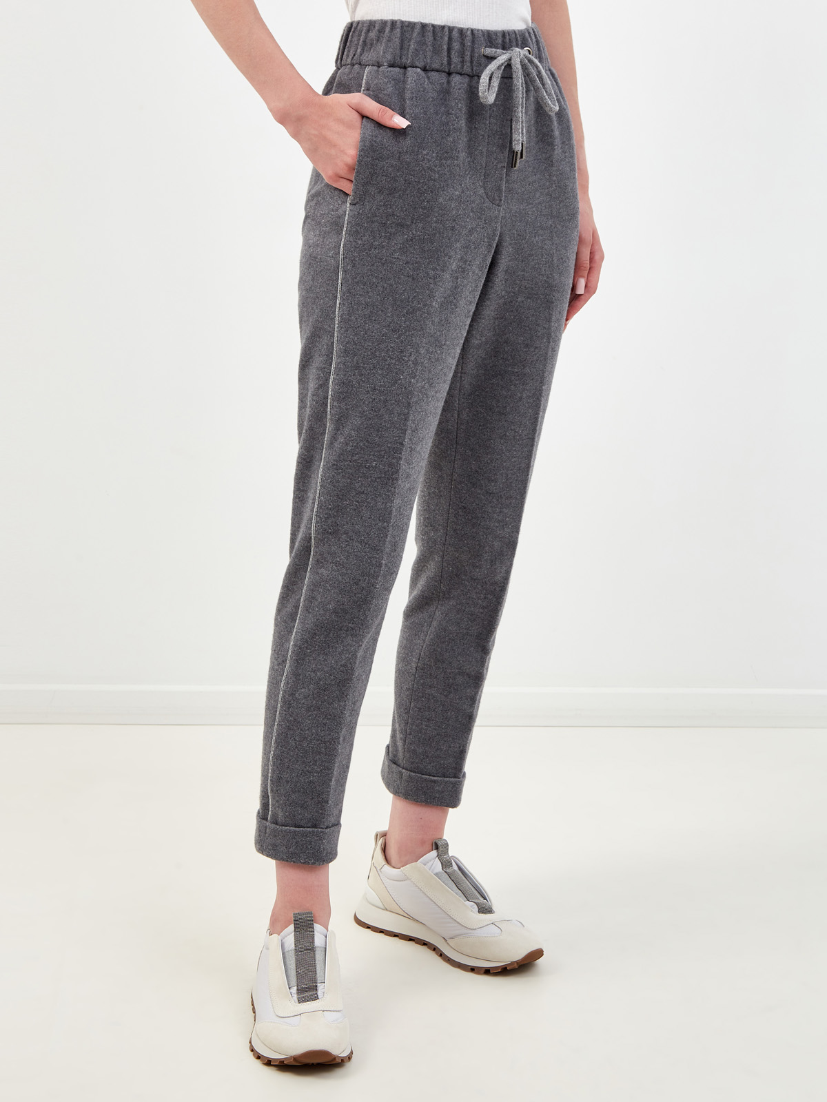 Укороченные брюки из мягкого хлопка с цепочками Punto Luce PESERICO, цвет серый, размер 42 - фото 3