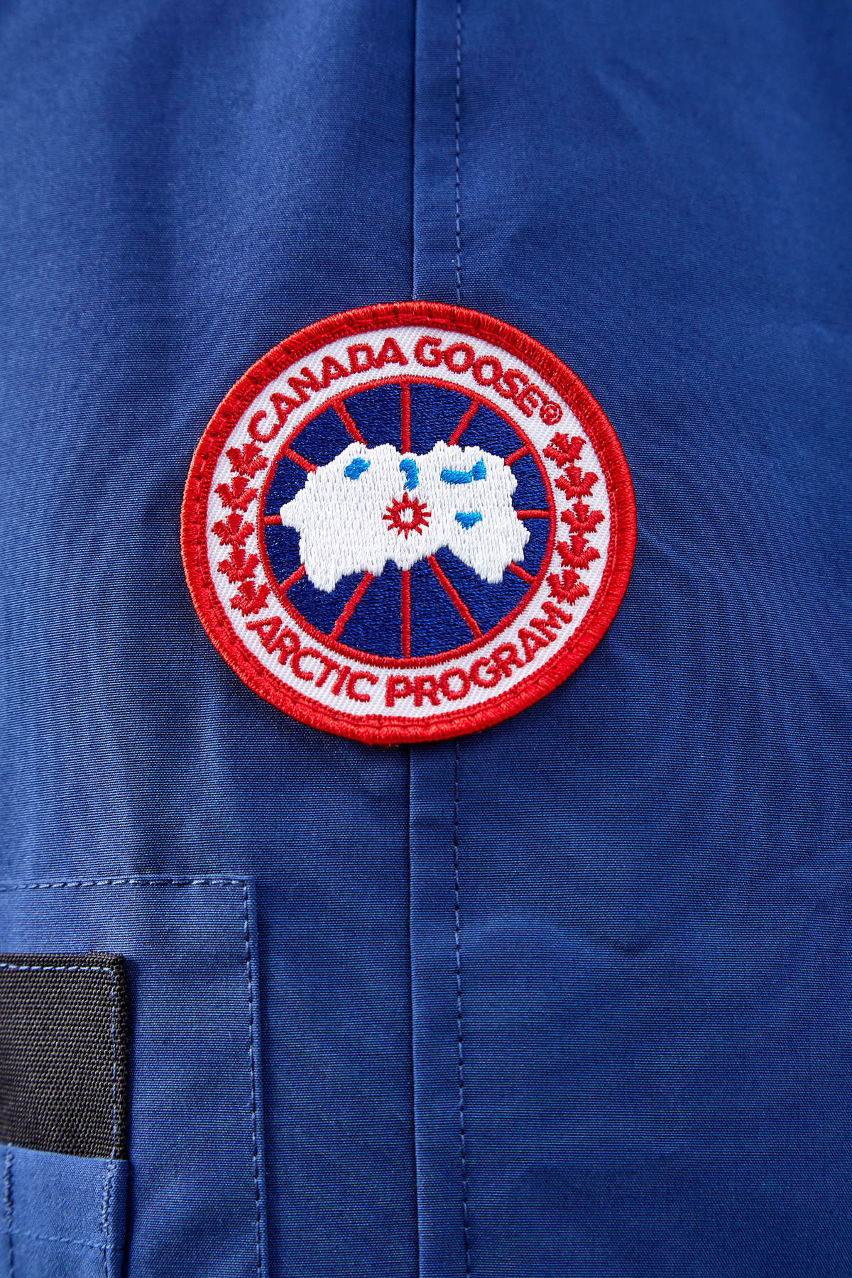 Бомбер Chilliwack из ткани Arctic-Tech с мехом койота CANADA GOOSE, цвет синий, размер XL - фото 5
