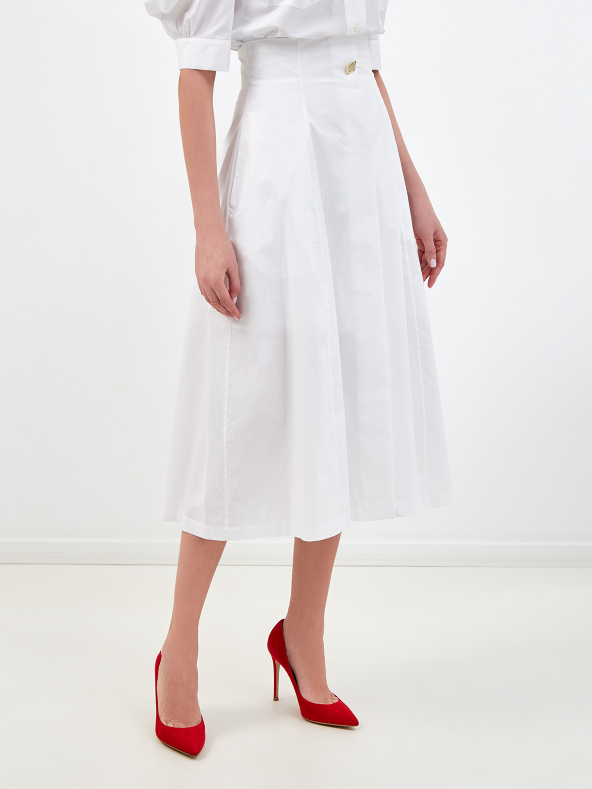 Белая юбка-плиссе с брошью ручной работы ROCHAS, цвет белый, размер 40 - фото 3