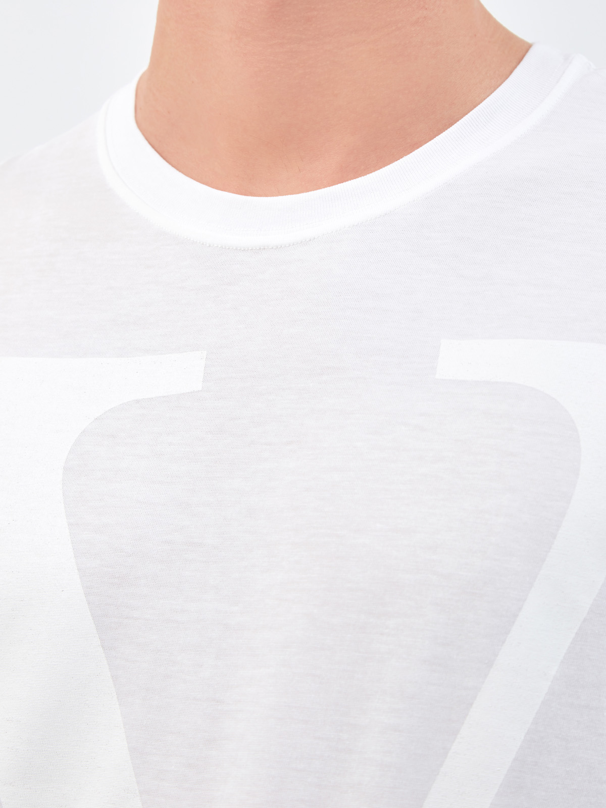 Хлопковая футболка с макро-принтом VLOGO VALENTINO, цвет белый, размер 48;50;52;54 - фото 5