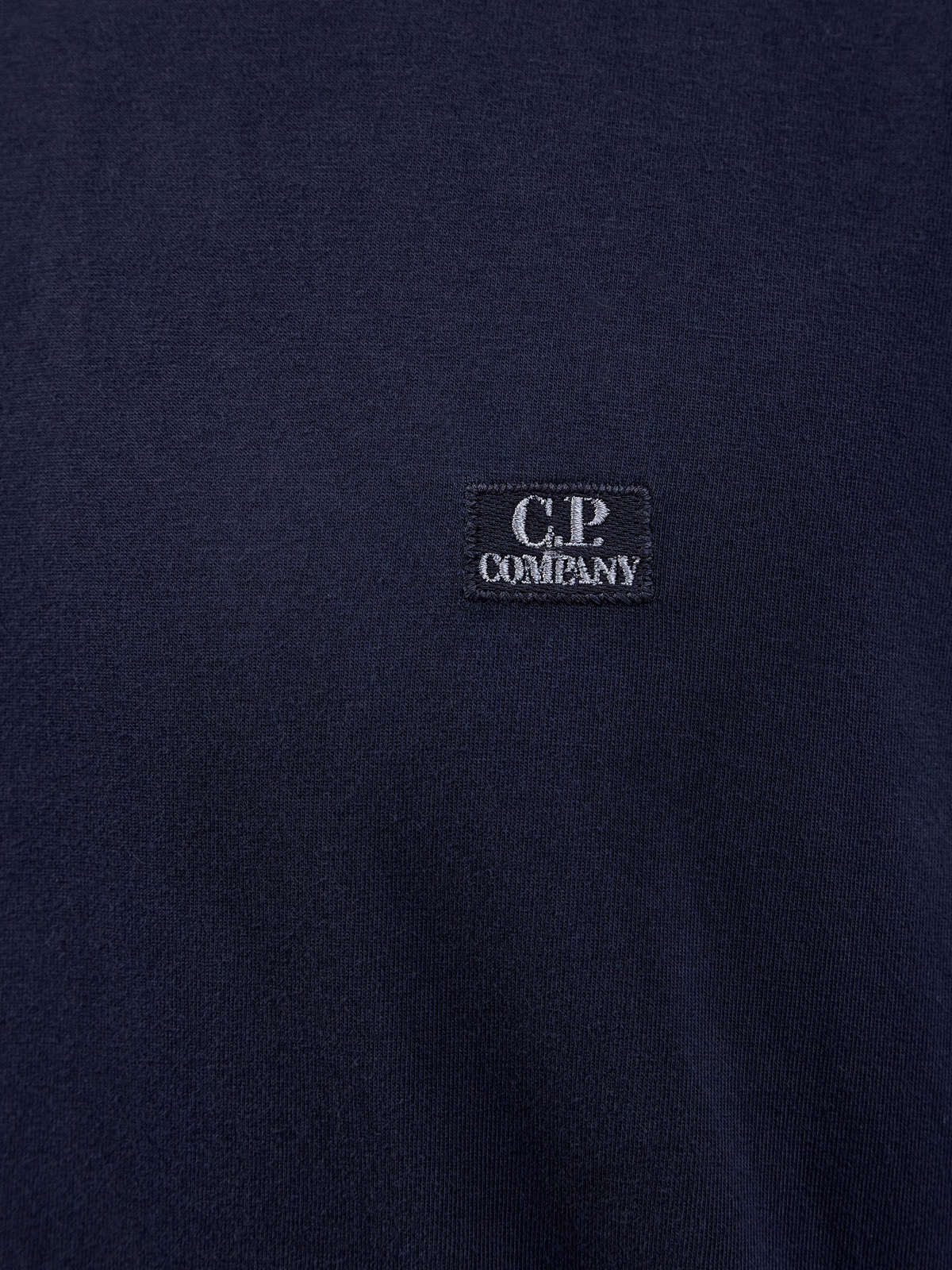 Минималистичная футболка из джерси с вышитым патчем C.P.COMPANY, цвет синий, размер 48;50;52;54;46 - фото 5