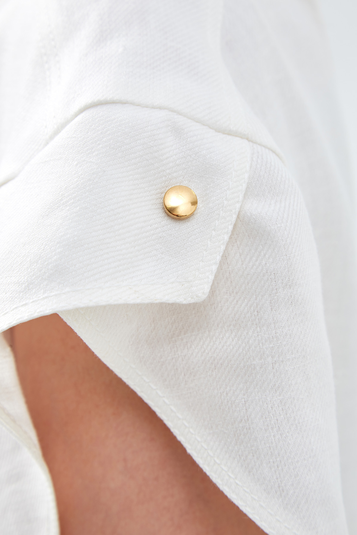 Льняное платье с золотистой фурнитурой AGNONA, цвет белый, размер 42;44;40 - фото 5