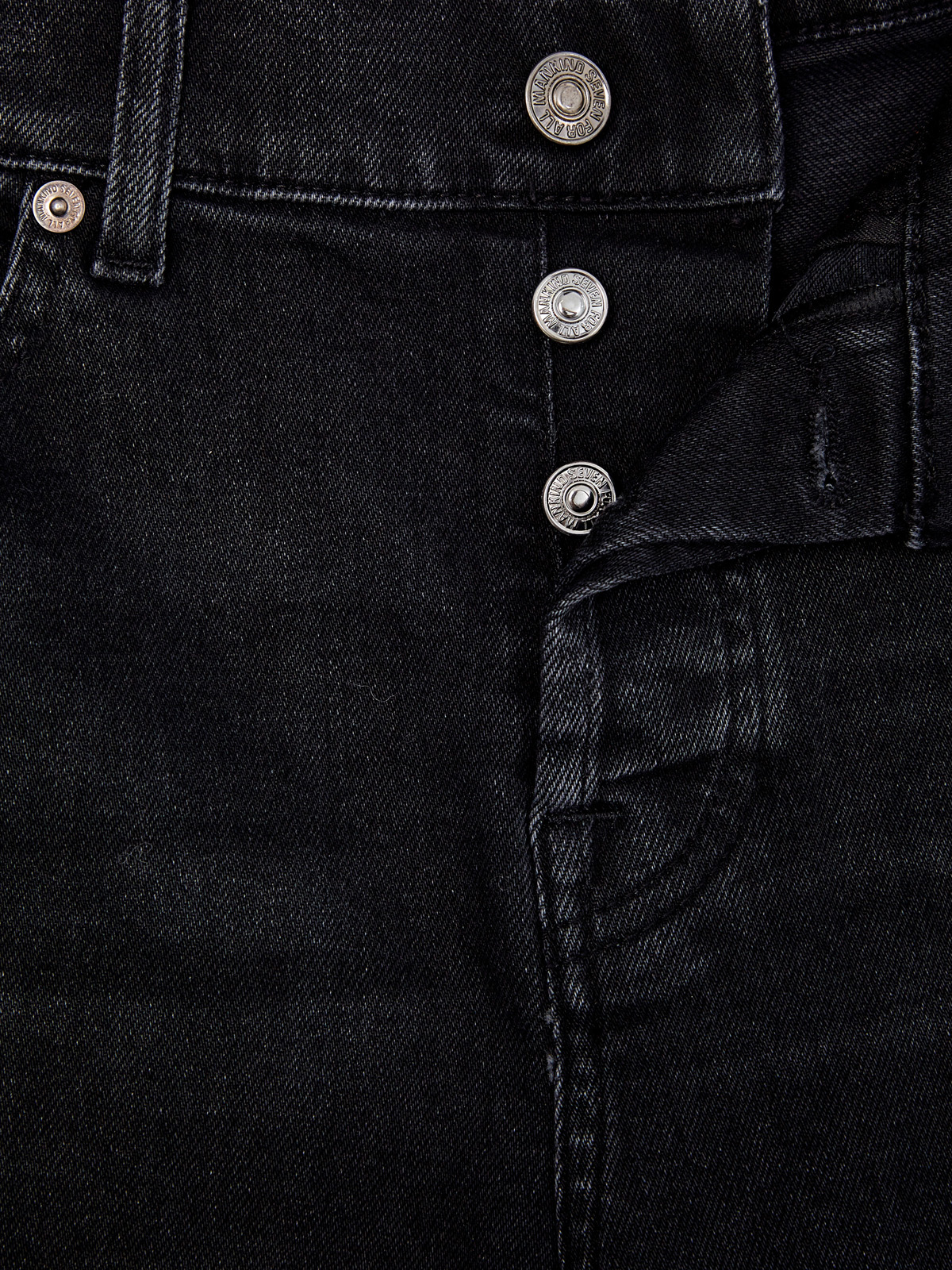 Широкие джинсы-клеш с эффектом необработанного края 7 FOR ALL MANKIND, цвет черный, размер S;S;M;M;XS - фото 6