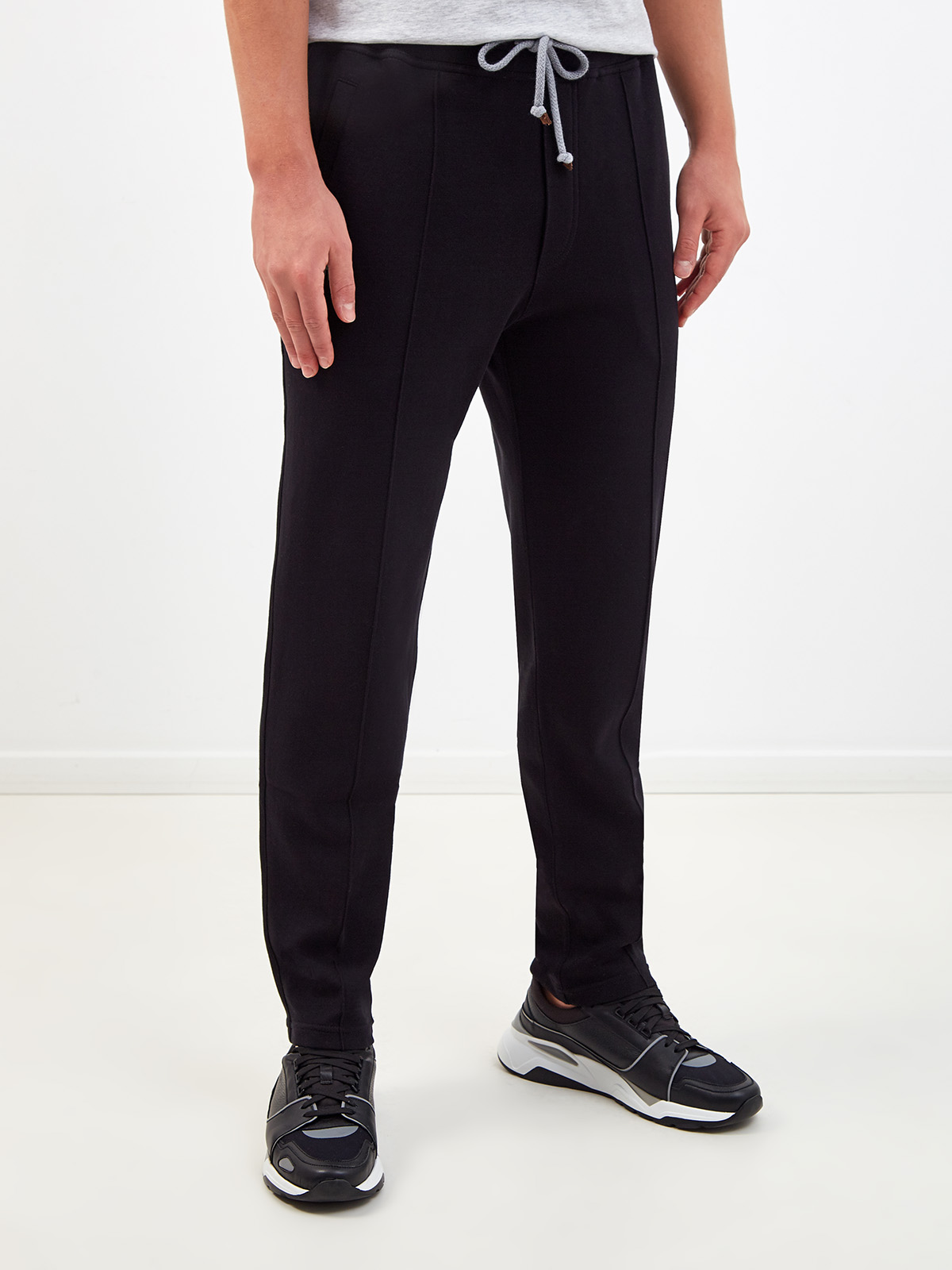 Брюки Travelwear из хлопкового футера со стрелками BRUNELLO CUCINELLI, цвет черный, размер 52;54;48;50 - фото 3