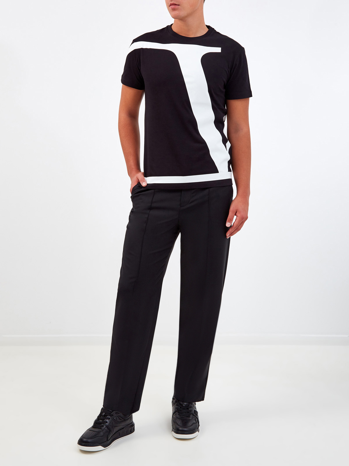 Прямые брюки в стиле smart casual  из шерсти и мохера VALENTINO, цвет черный, размер 48;50;52;46 - фото 2