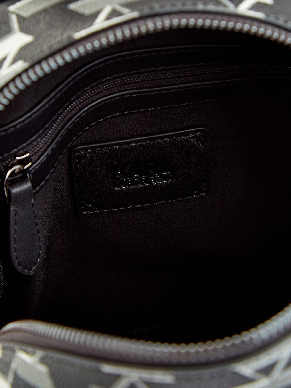 Компактный рюкзак из эко-кожи с принтом K/Monogram KARL LAGERFELD, цвет черный, размер 38;40;42 Компактный рюкзак из эко-кожи с принтом K/Monogram - фото 7