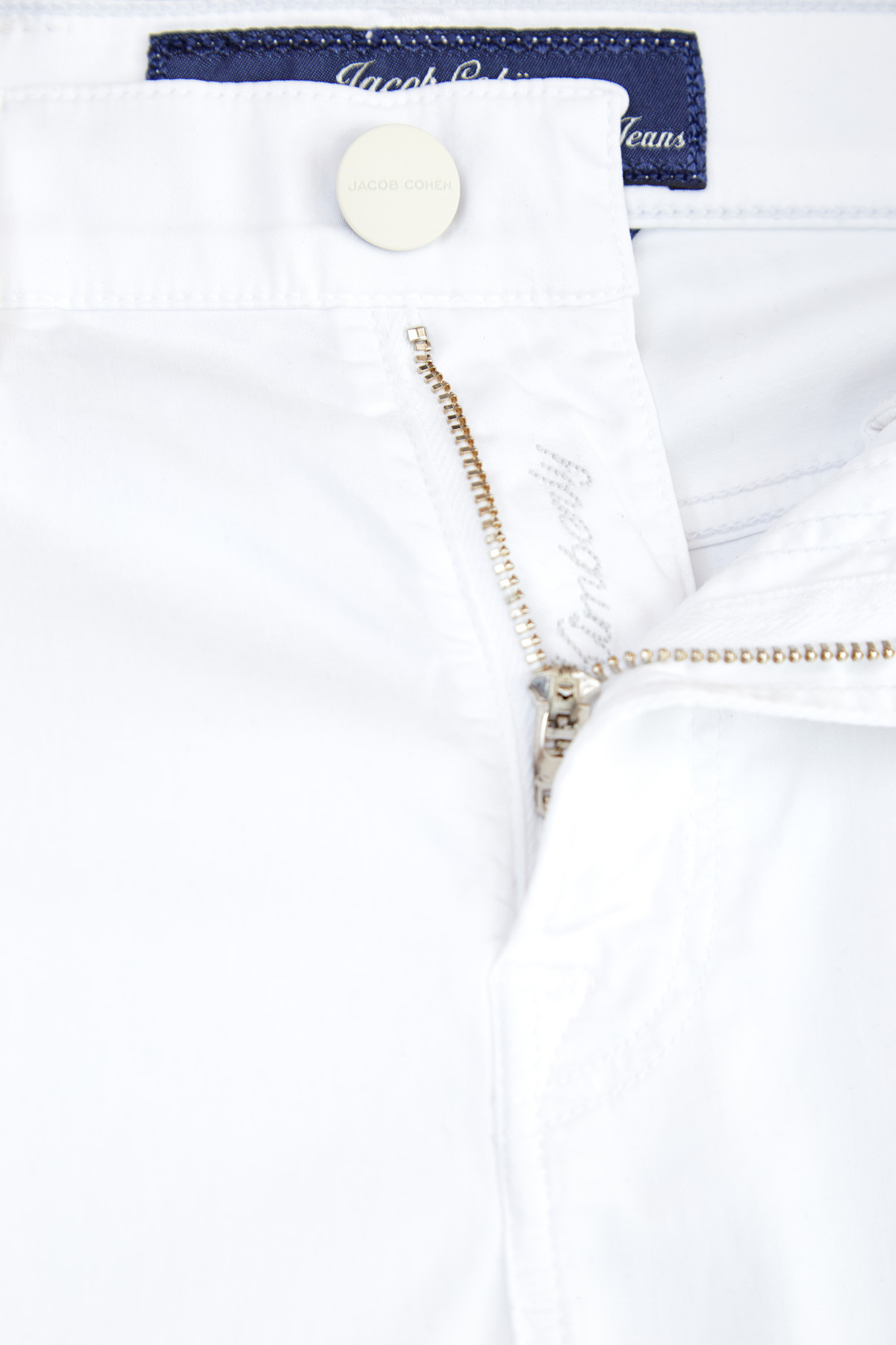 Джинсы из тенсела с вышитыми заклепками и матовой фурнитурой JACOB COHEN, цвет белый, размер 40;42;40 - фото 5