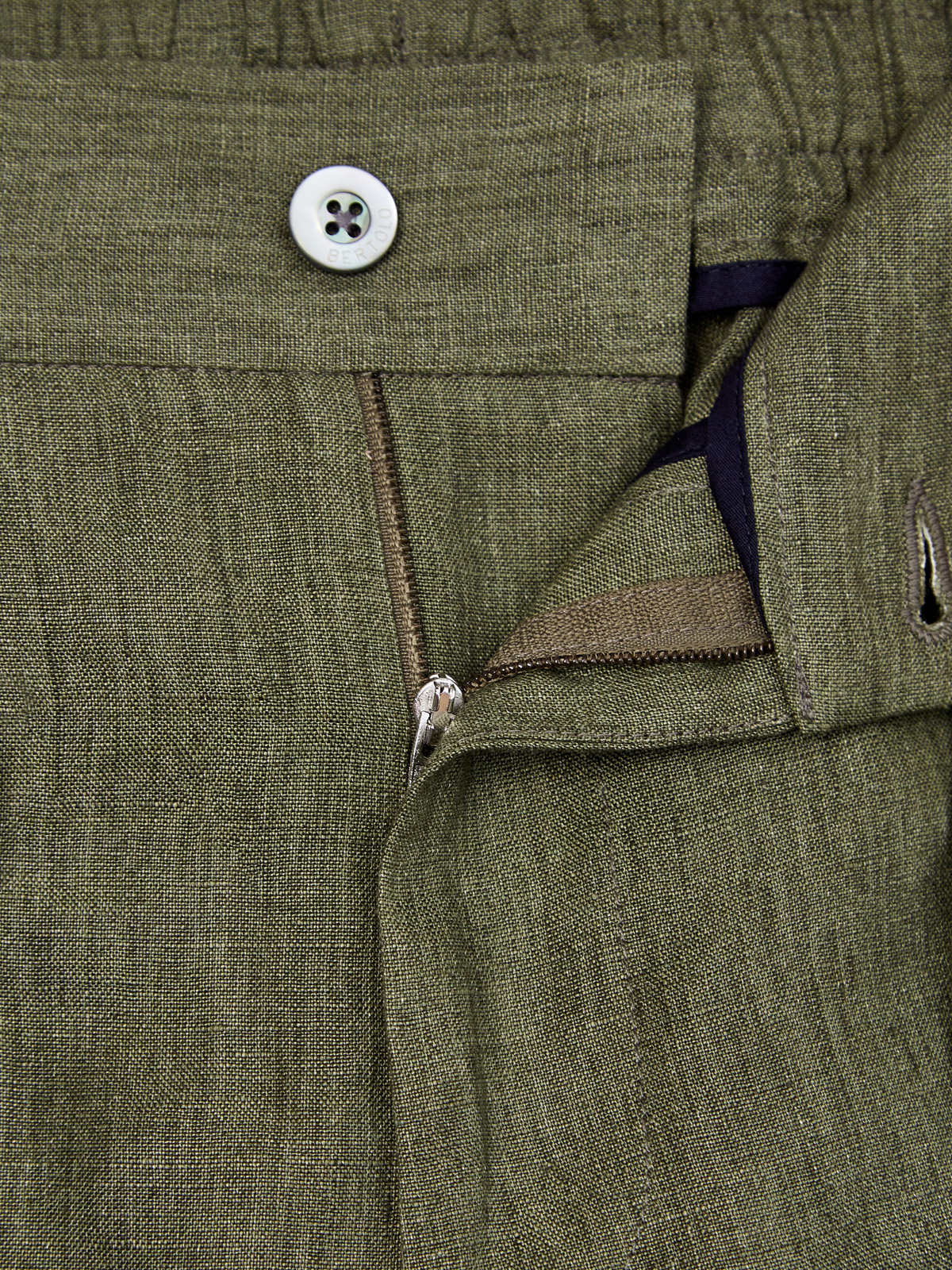Льняные брюки с поясом на кулиске и литой символикой BERTOLO CASHMERE, цвет зеленый, размер 46;48;50;52;54;56;58 - фото 6