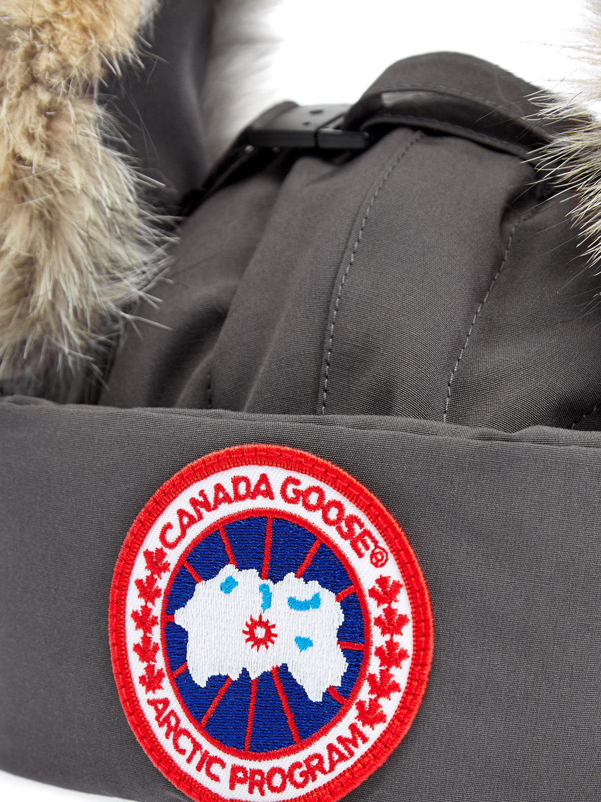 Утепленная шапка-трансформер с мехом койота CANADA GOOSE, цвет серый, размер L;S - фото 4
