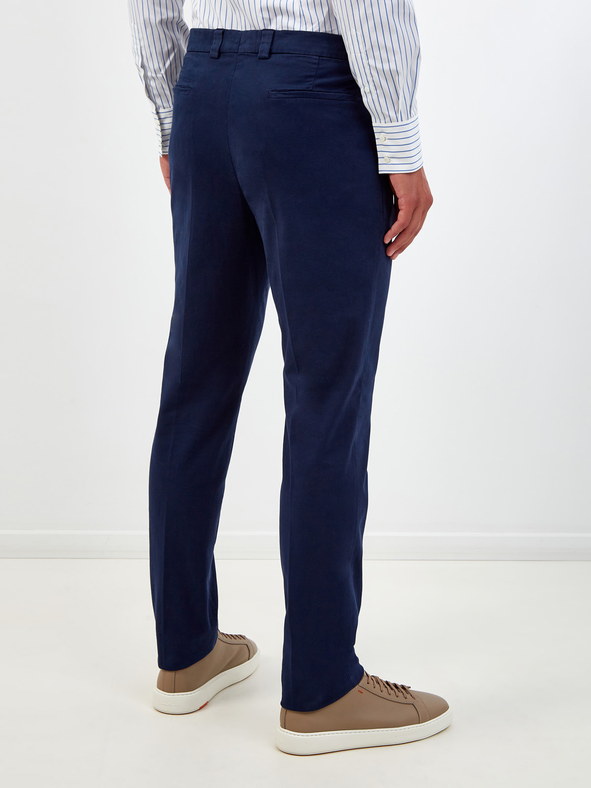 Однотонные брюки из хлопкового габардина и кашемира BRUNELLO CUCINELLI, цвет синий, размер 46;48;50;52 - фото 4