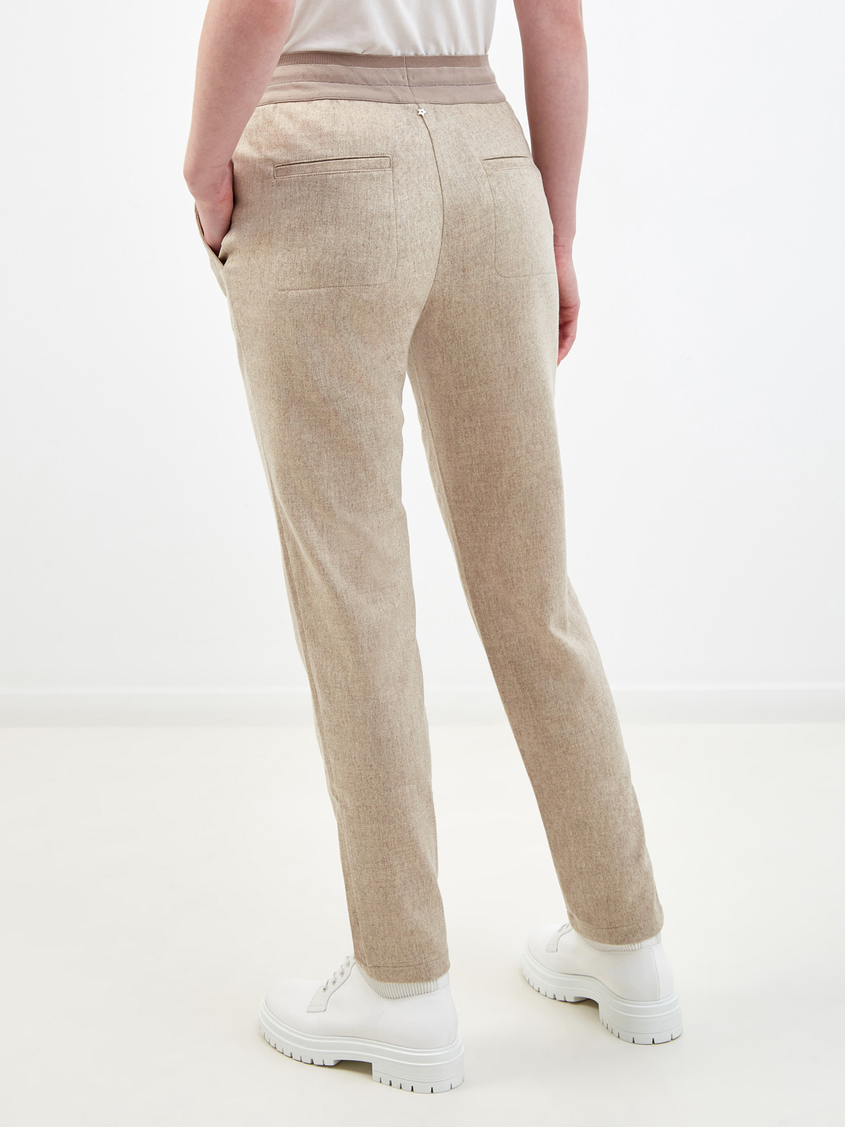 Шерстяные брюки с мерцающей нитью ламе LORENA ANTONIAZZI, цвет бежевый, размер 44;46;48;50;52;42 - фото 4
