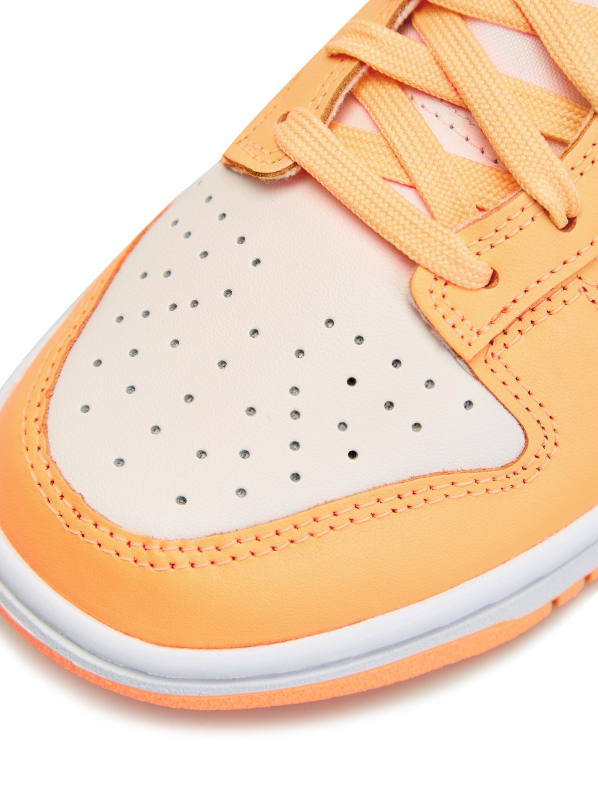 Кроссовки Nike Dunk Low 'Peach Cream' (W) Nike, цвет оранжевый, размер 38.5 Кроссовки Nike Dunk Low 'Peach Cream' (W) - фото 5