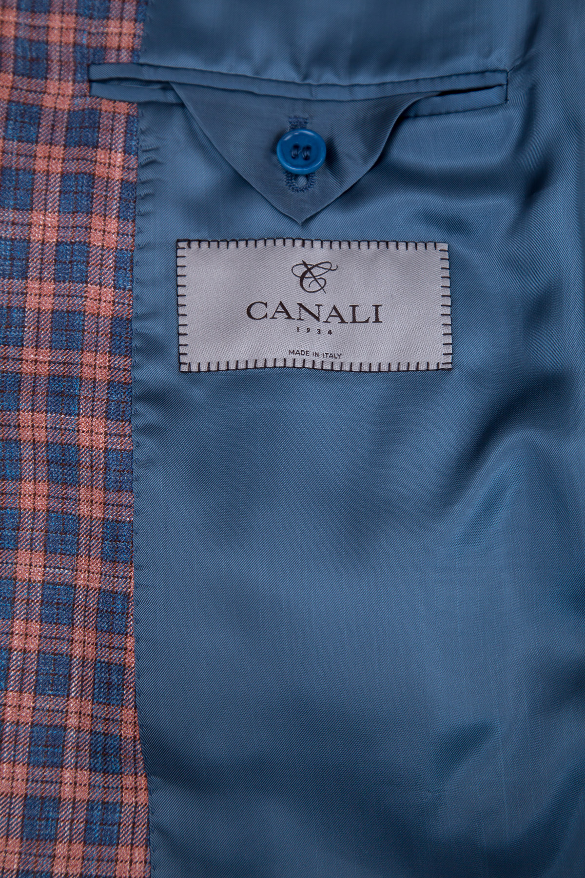 Блейзер с накладными карманами в стиле casual