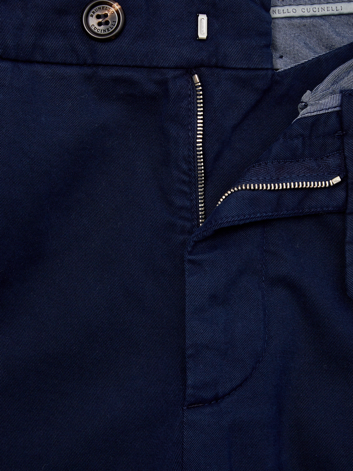 Однотонные брюки из хлопкового габардина и кашемира BRUNELLO CUCINELLI, цвет синий, размер 46;48;50;52 - фото 6