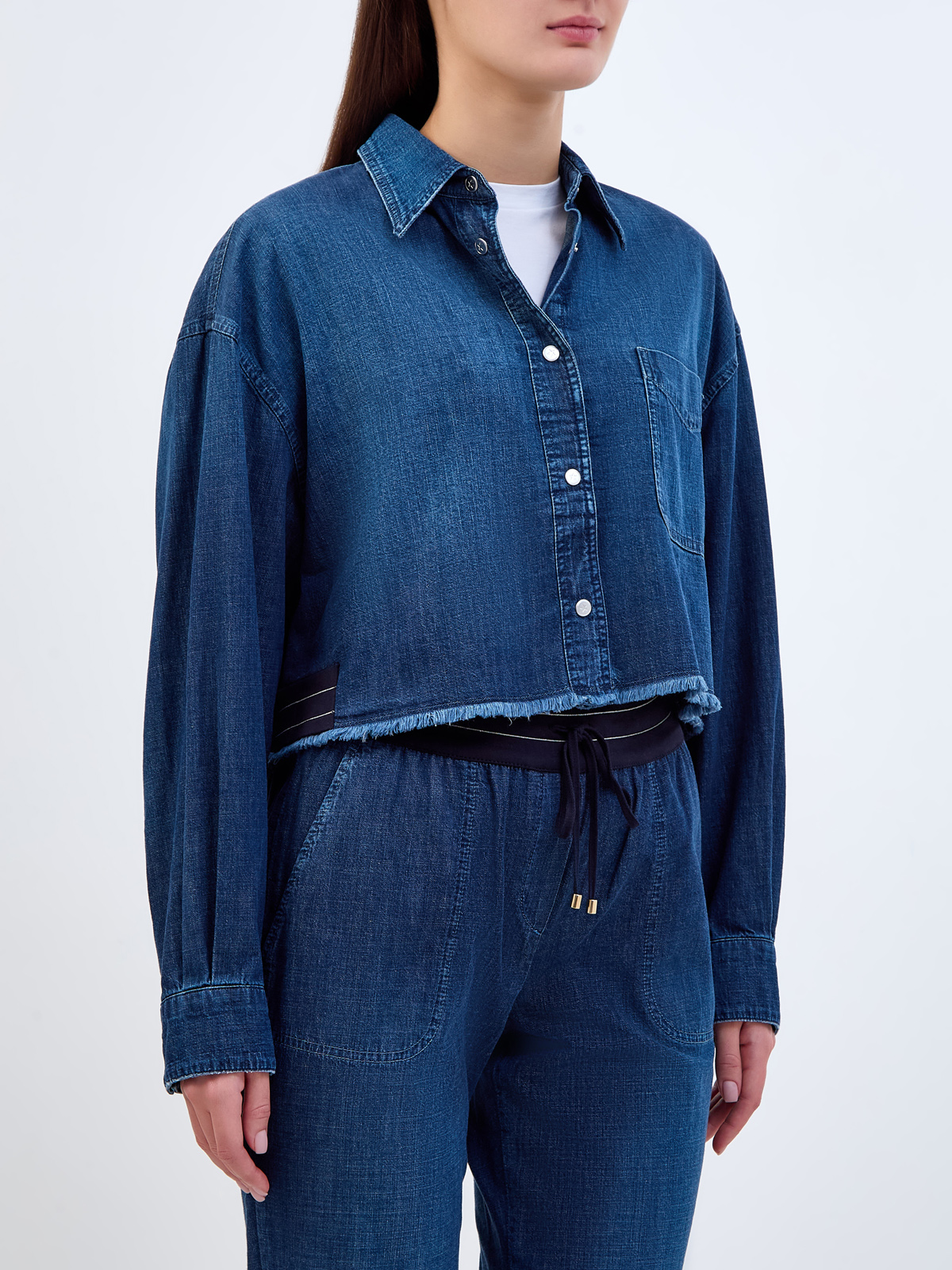 Укороченная рубашка из хлопкового денима с трикотажными вставками LORENA ANTONIAZZI, цвет синий, размер 38;40;42;44 - фото 3