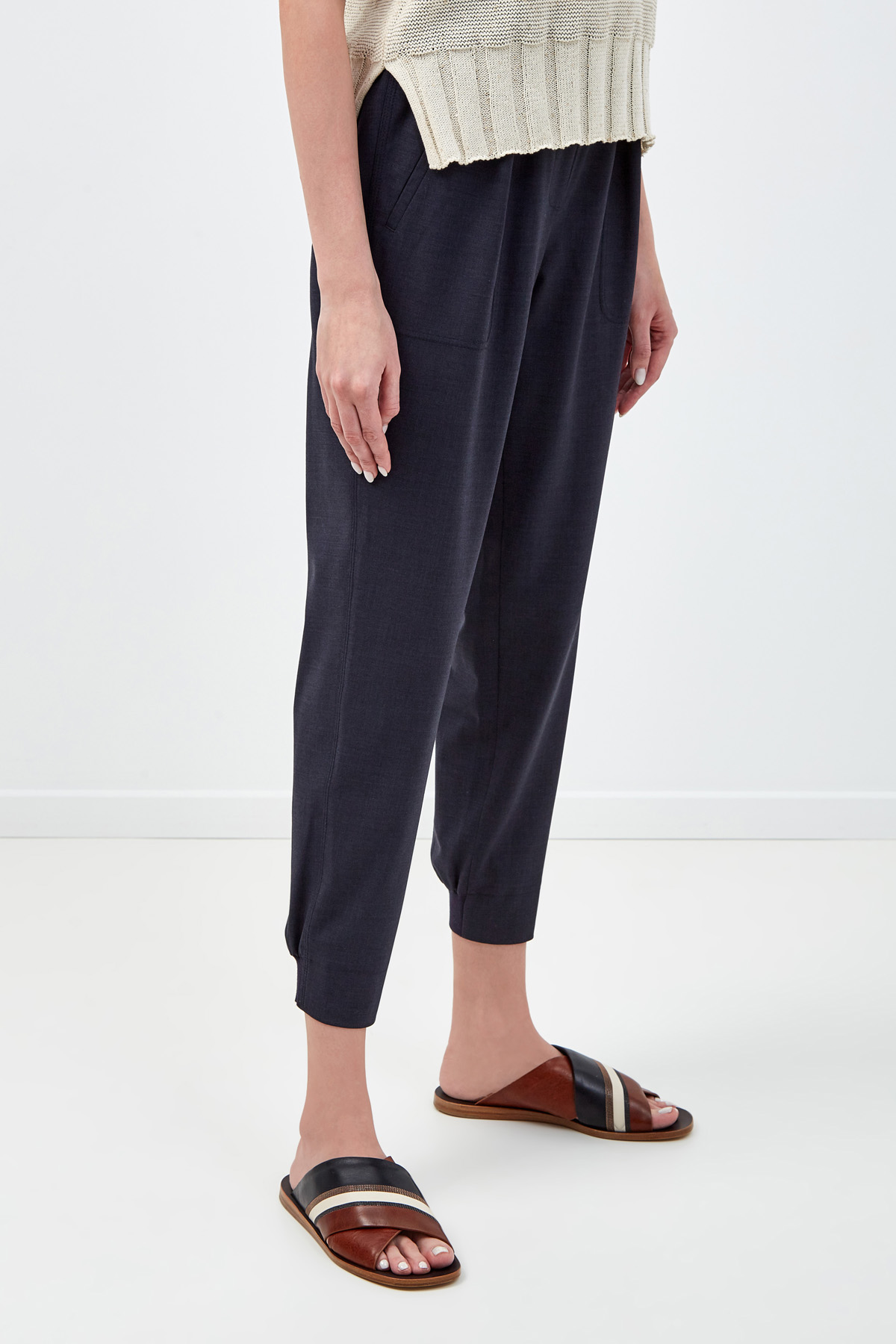 Укороченные шерстяные брюки с трикотажным поясом LORENA ANTONIAZZI, цвет серый, размер 38;40 - фото 3