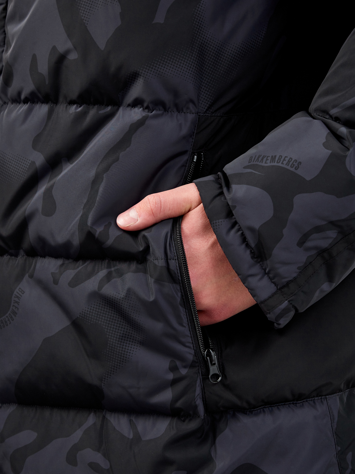 Куртка с регулируемым капюшоном и камуфляжным принтом BIKKEMBERGS, цвет черный, размер L;XL;2XL;3XL;4XL - фото 3