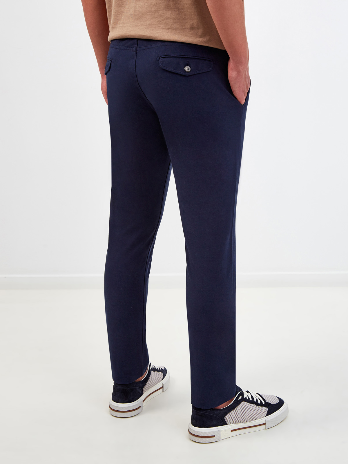 Однотонные брюки из эластичного хлопка с защипами ELEVENTY, цвет синий, размер 50;52;54;48 - фото 4