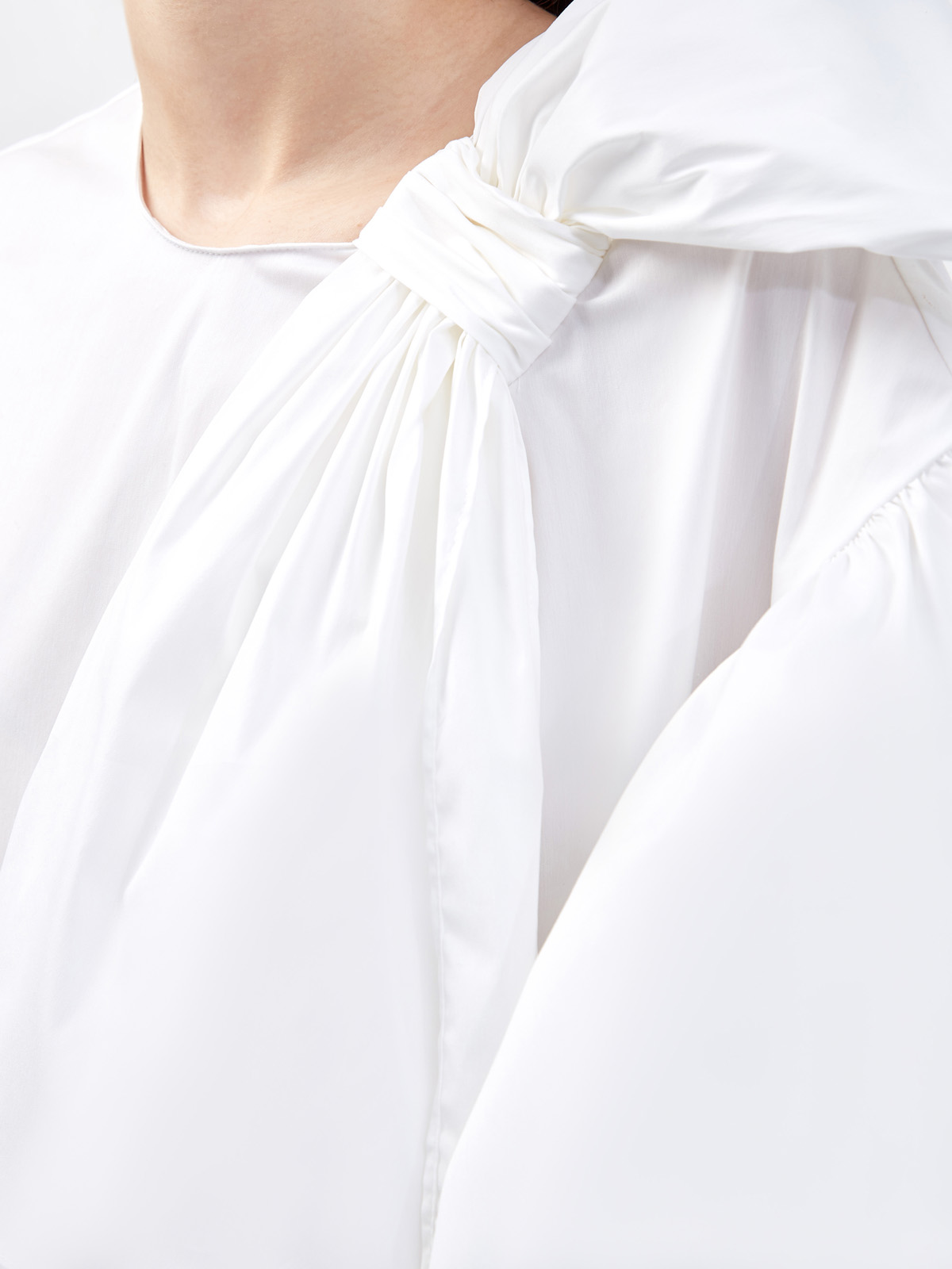Блуза из хлопкового поплина с широким бантом REDVALENTINO, цвет белый, размер S;L - фото 5