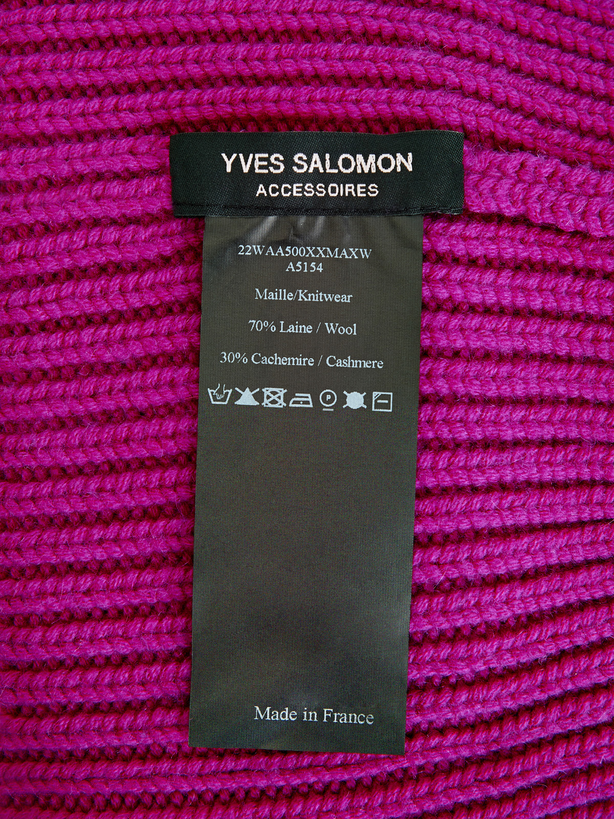 Яркая шапка из эластичной пряжи на основе шерсти и кашемира YVES SALOMON, цвет розовый, размер 34 - фото 4
