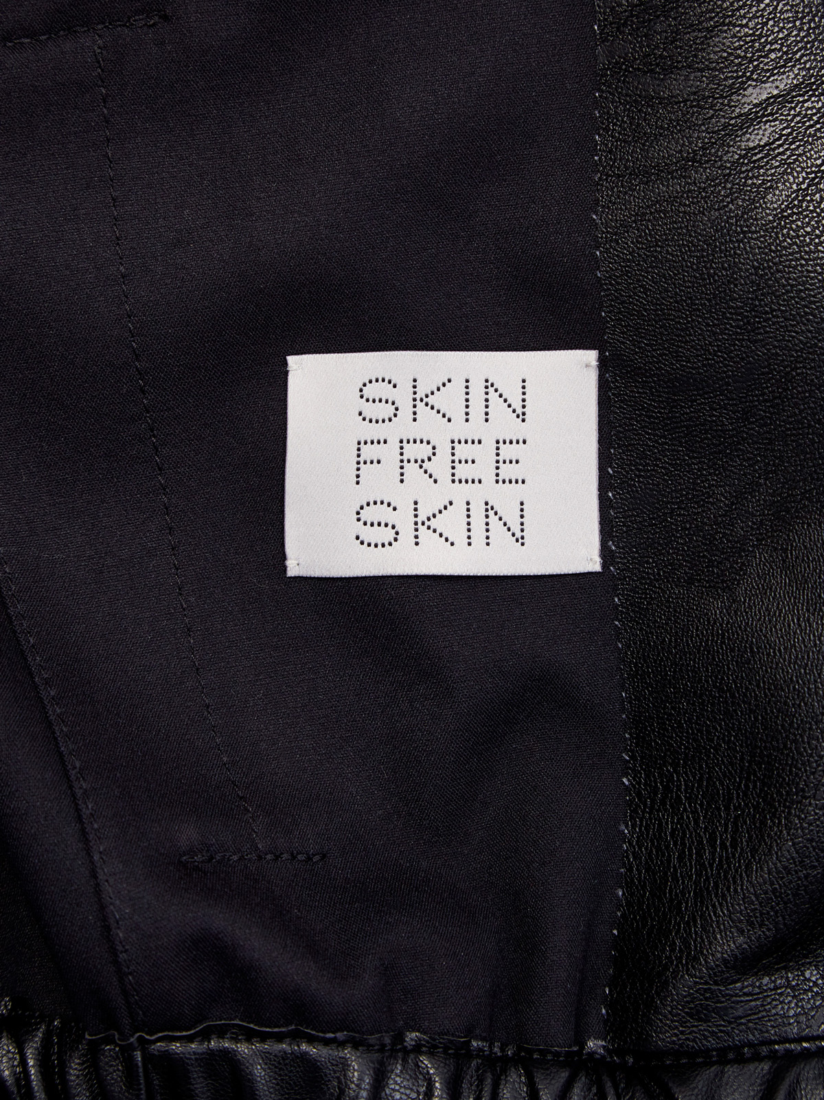 Куртка Skin Free Skin с перфорированным кейпом STELLA McCARTNEY, цвет черный, размер 38;40;42 - фото 7
