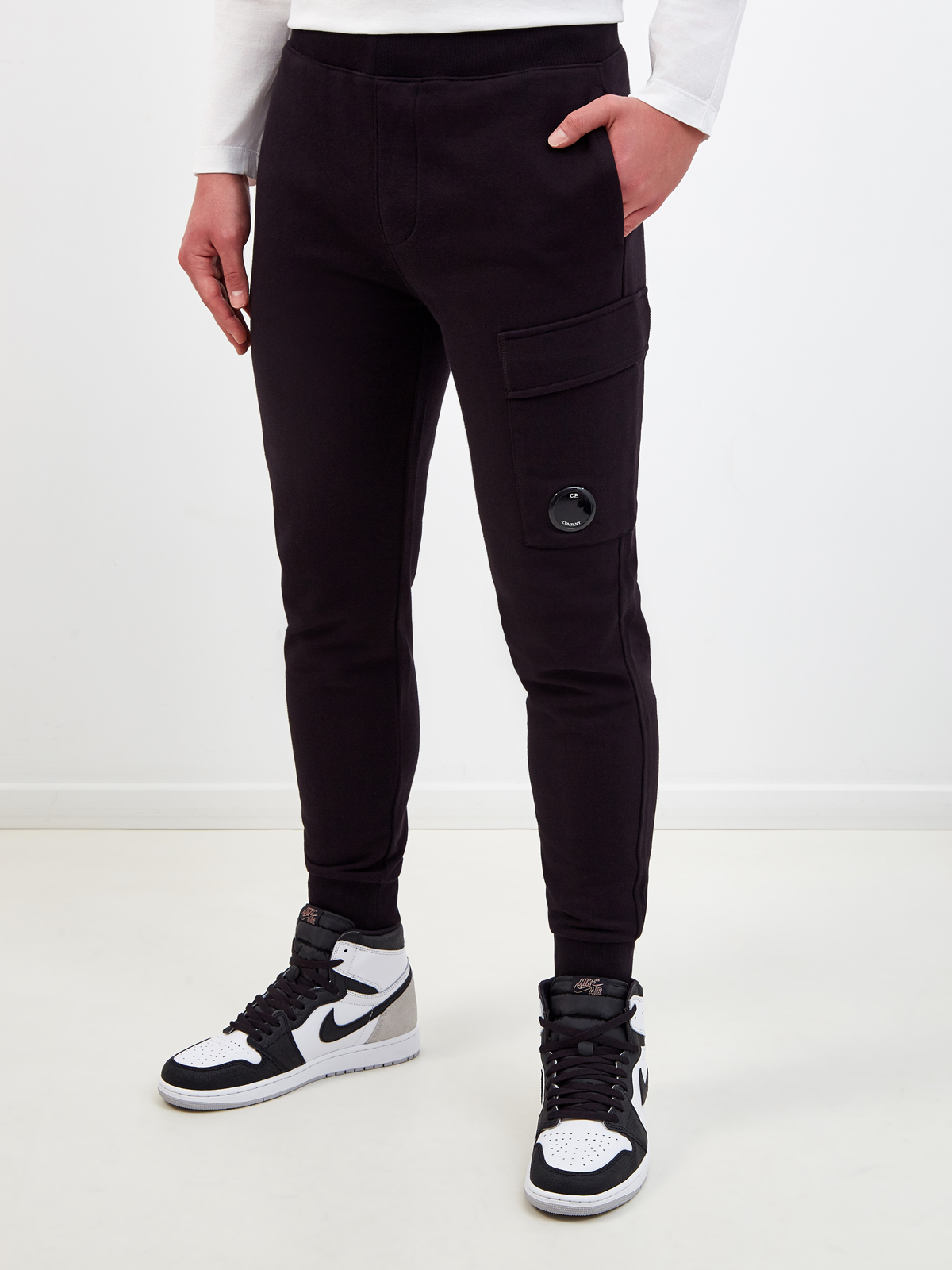 Спортивные брюки-карго из хлопка с линзой C.P. C.P.COMPANY, цвет черный, размер S;M - фото 3
