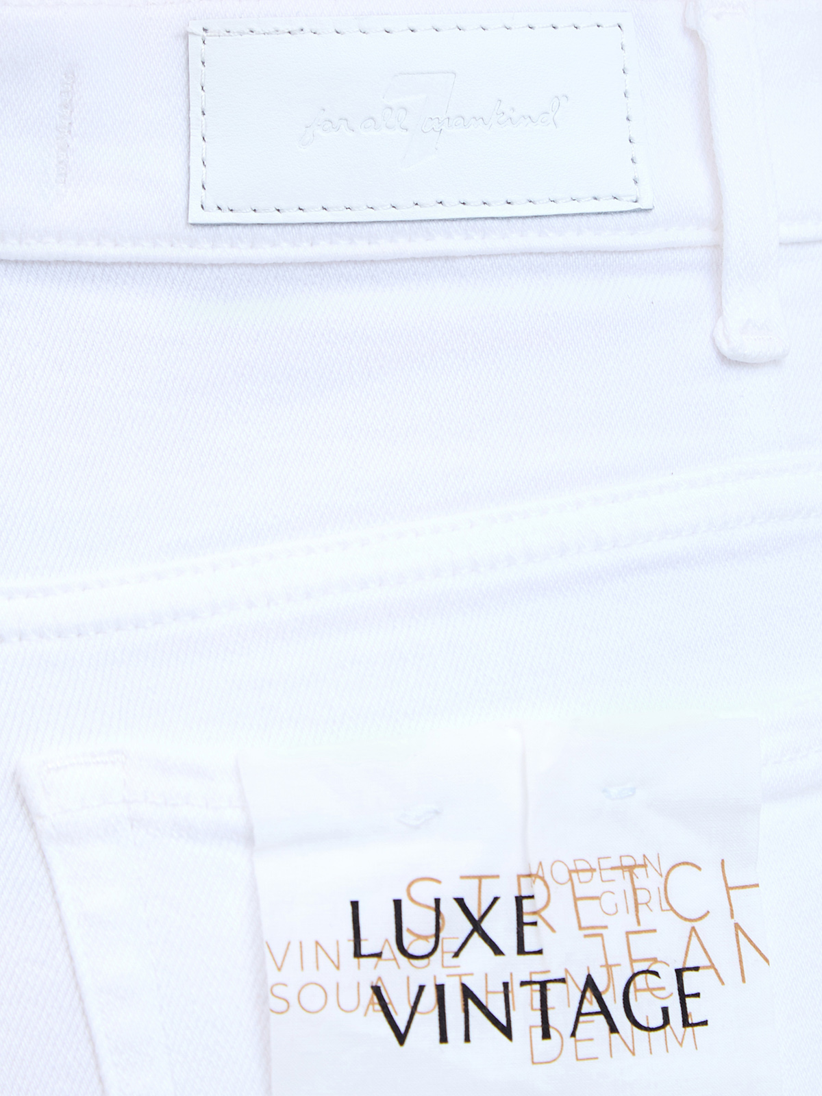Укороченные джинсы из денима Luxe Vintage с нашивкой на поясе в тон 7 FOR ALL MANKIND, цвет белый, размер S;M;L - фото 5