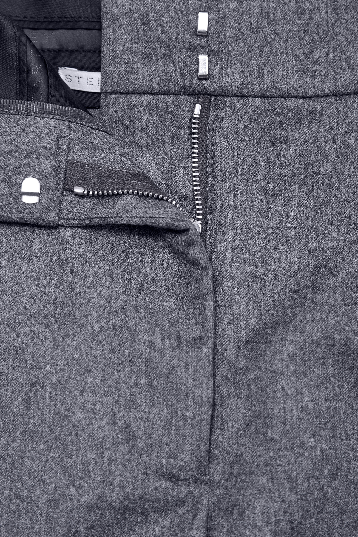 Укороченные брюки из шерстяной фланели STELLA McCARTNEY, цвет серый, размер S - фото 7