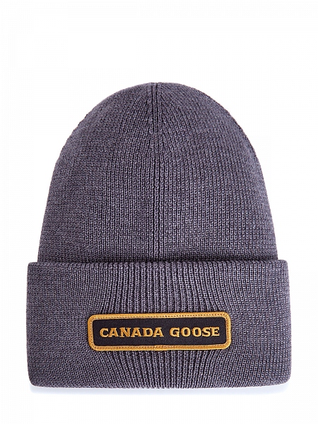 Теплая шапка из двухслойной шерсти с логотипом 