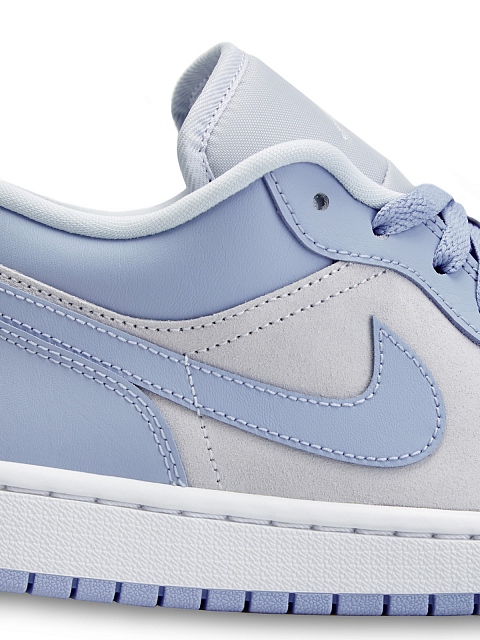 Air jordan 1 low light blue hotsell